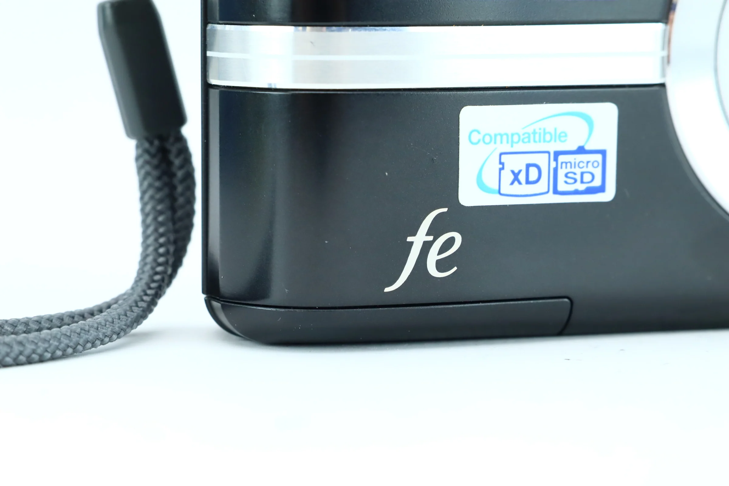 Olympus FE-25 – 10 Megapixel Compact Digital Camera - Image 5