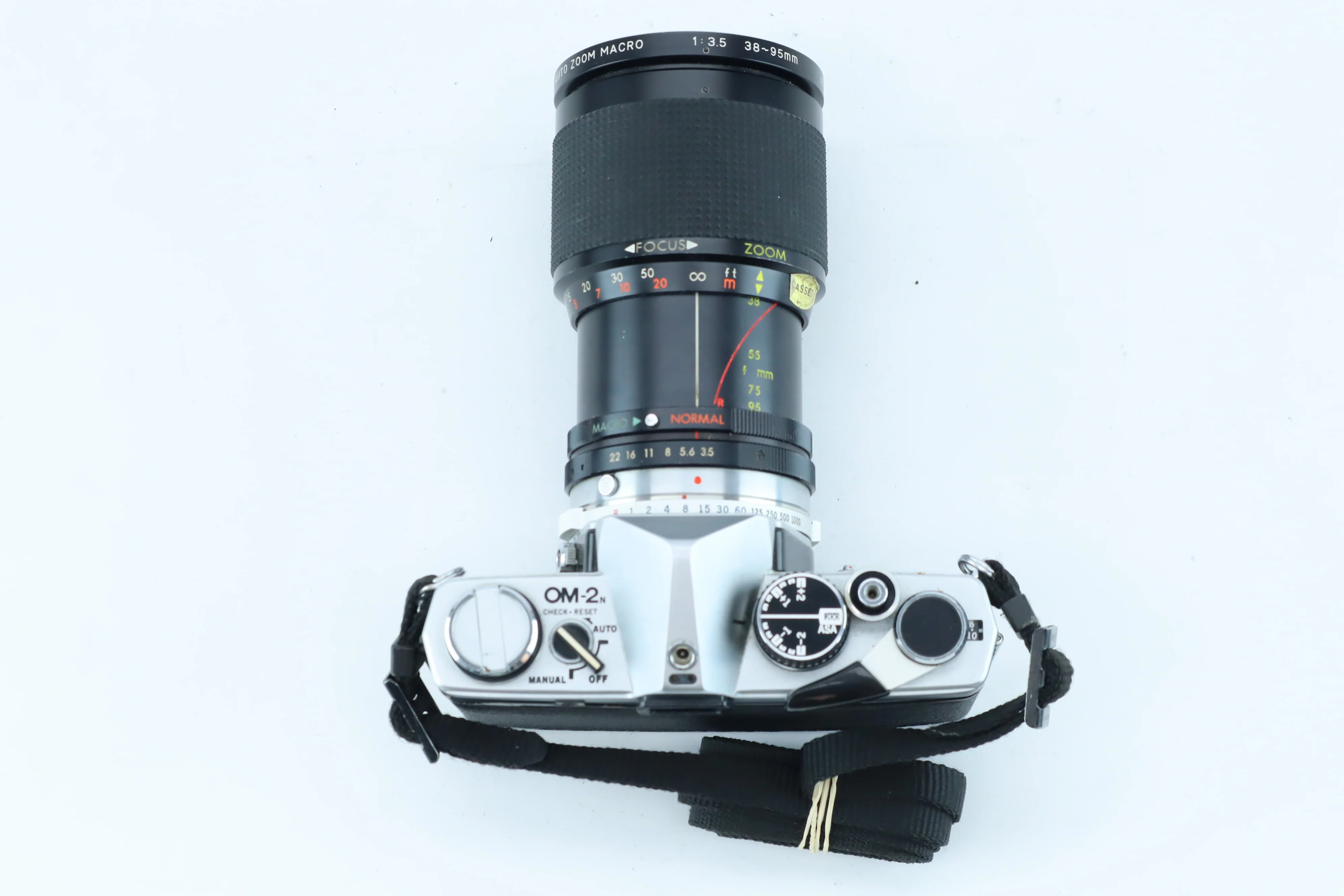 Olympus OM-2n with Panagor 38–95mm f/3.5 – Classic 35mm SLR Camera with Zoom Macro Lens - Image 4