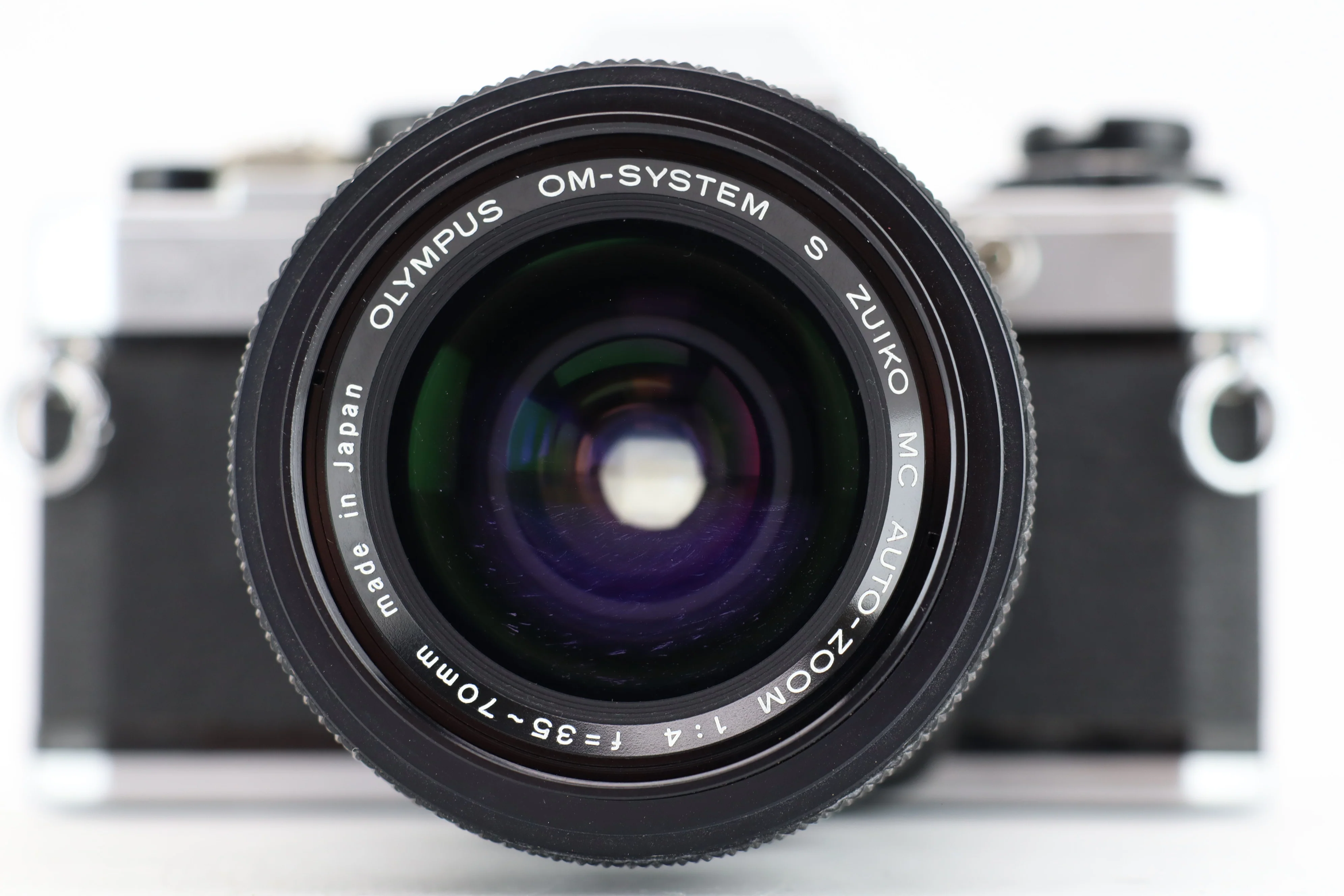 Olympus OM10 + OM 35-70mm 4 - Image 2