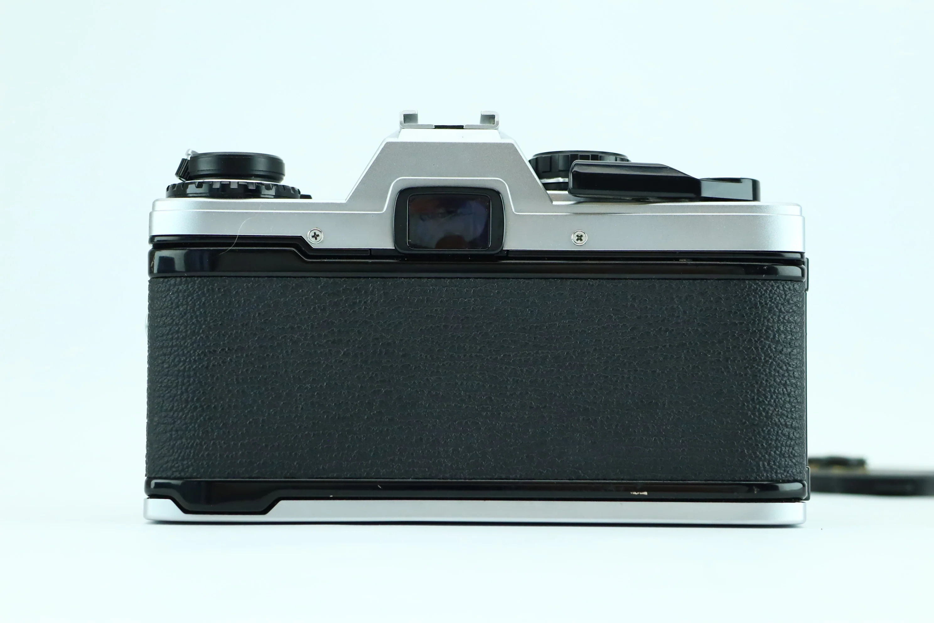 Olympus OM10 with Olympus OM-System F.Zuiko Auto-S 1:1.8 f=50mm - Image 4