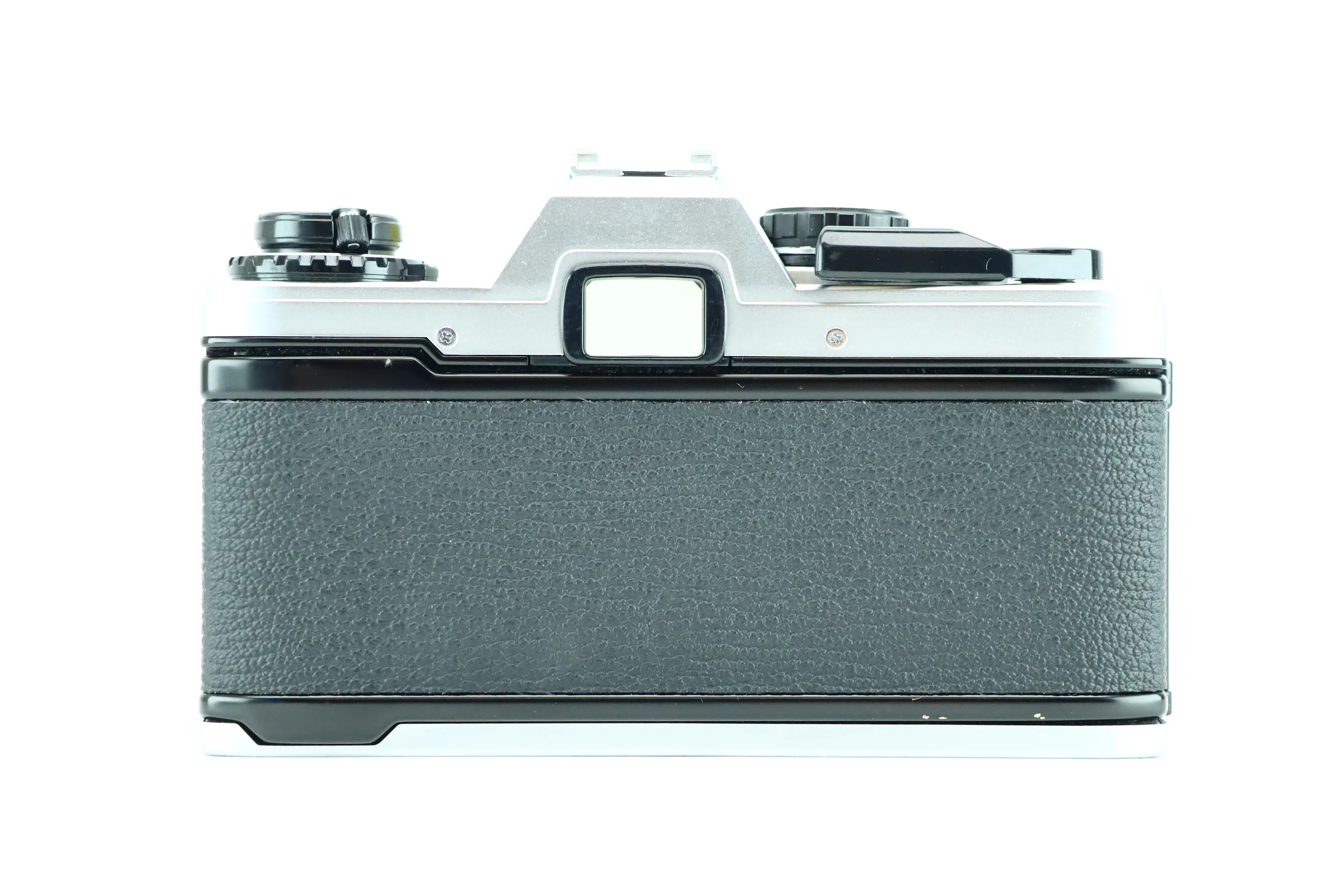 Olympus OM10 with Olympus OM-system Zuiko MC auto-s 1:1.8 f=50mm lens - Image 4