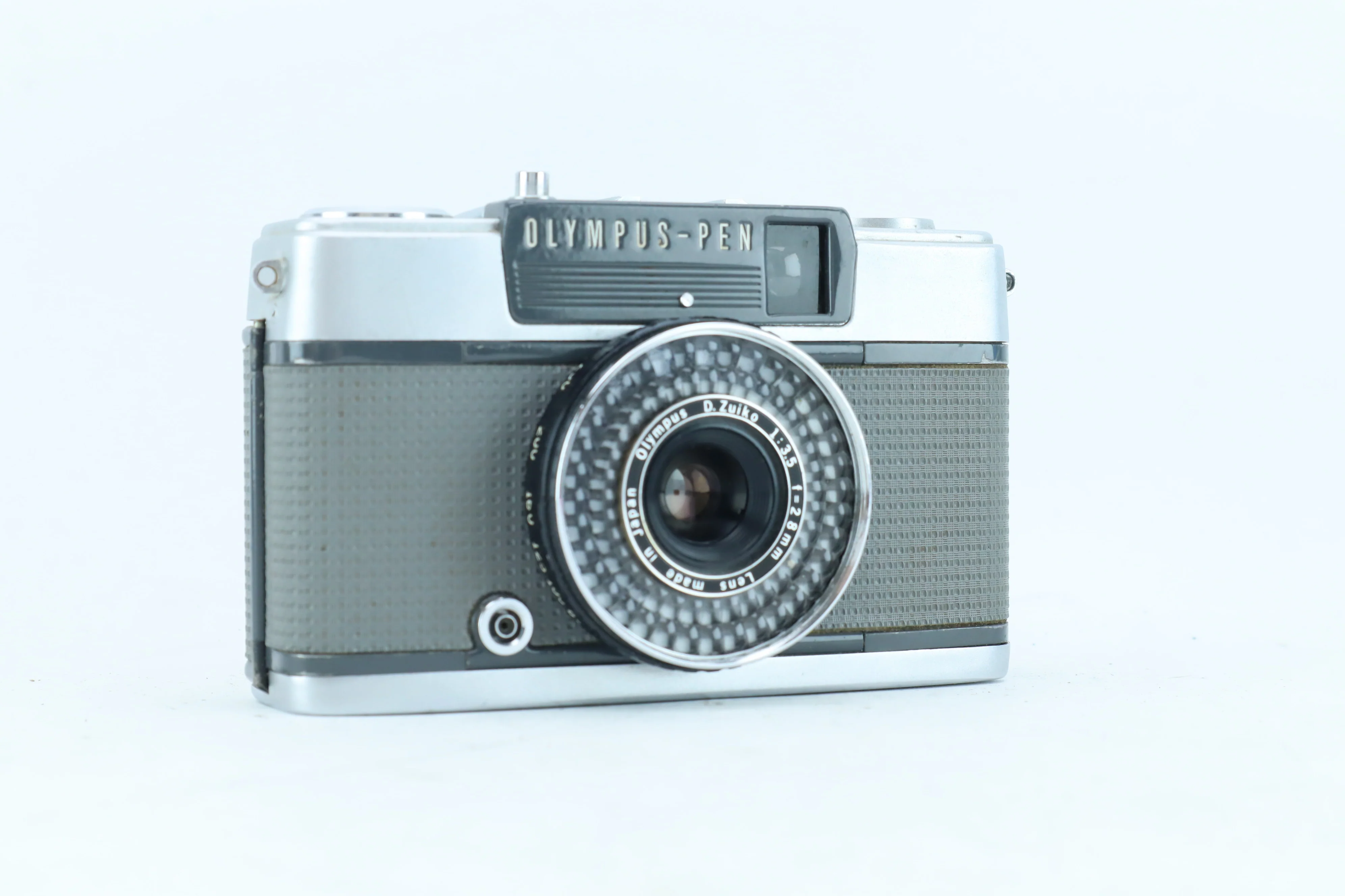 Olympus Pen EE-2 | S/N: 3613985