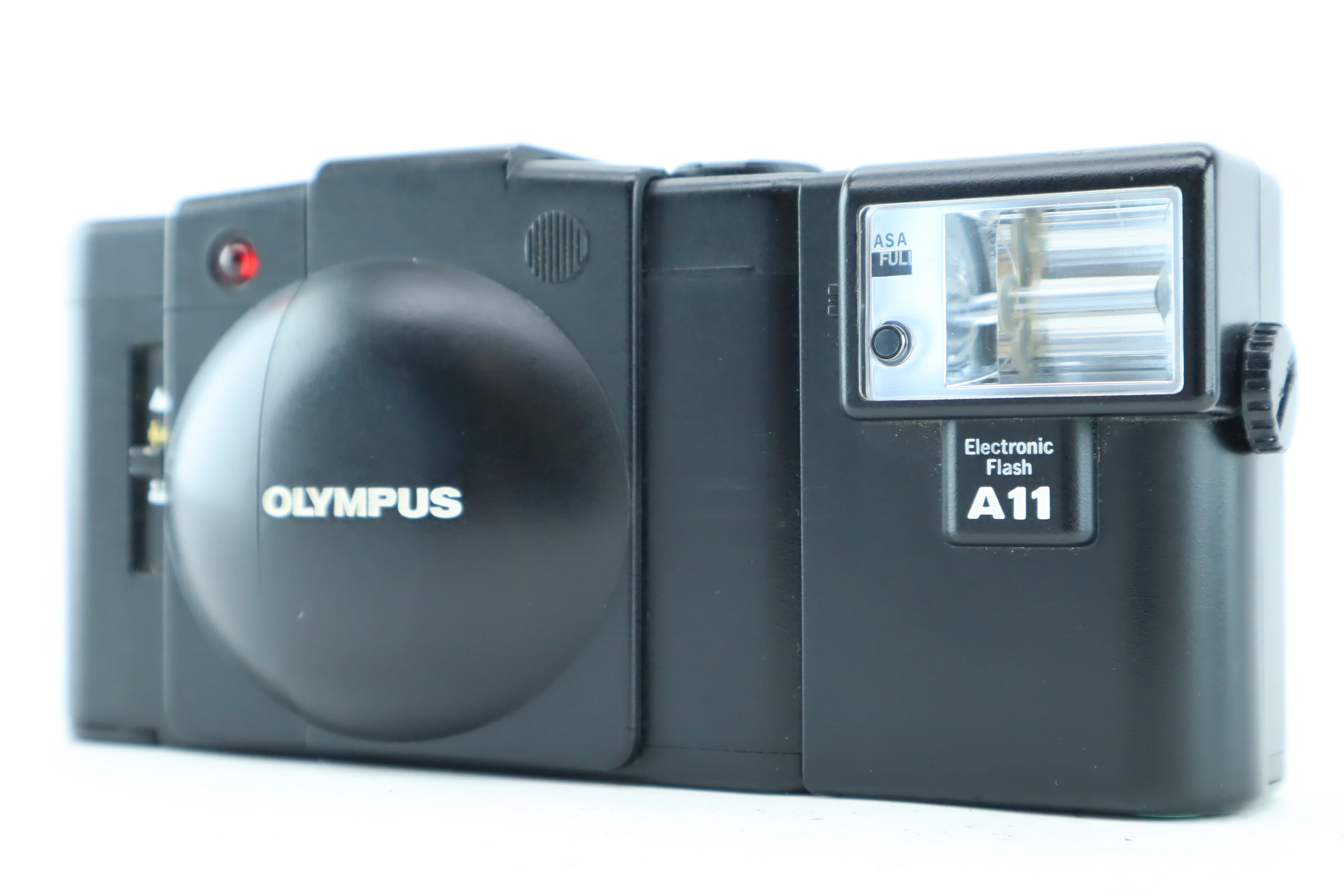 Olympus XA 2 with D.Zuiko 3,5/35mm & flash A11 - Image 3