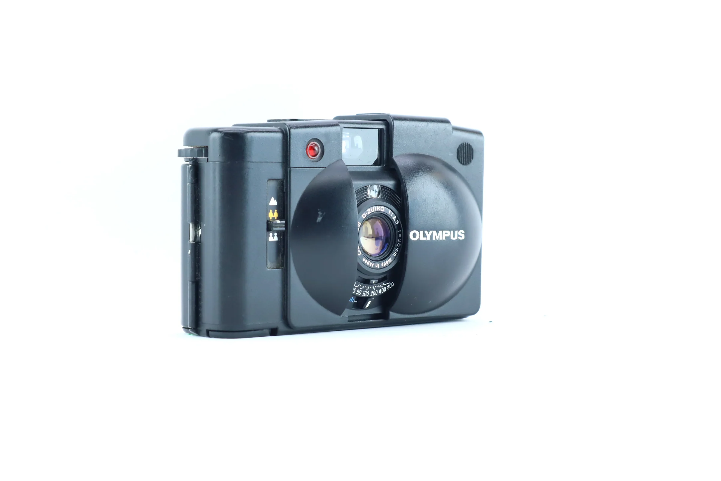 Olympus XA2 with D.Zuiko 35mm f/3.5