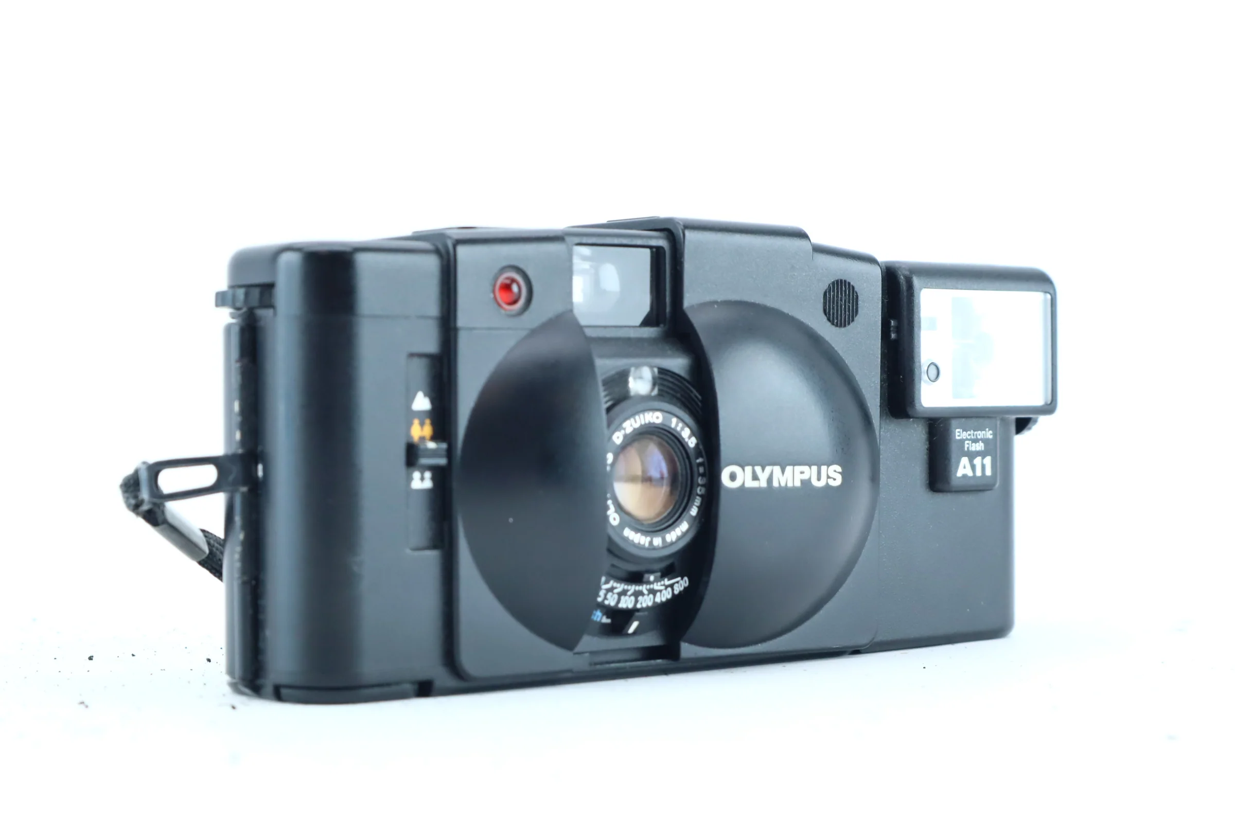 Olympus XA2 with D.Zuiko 35mm f/3.5