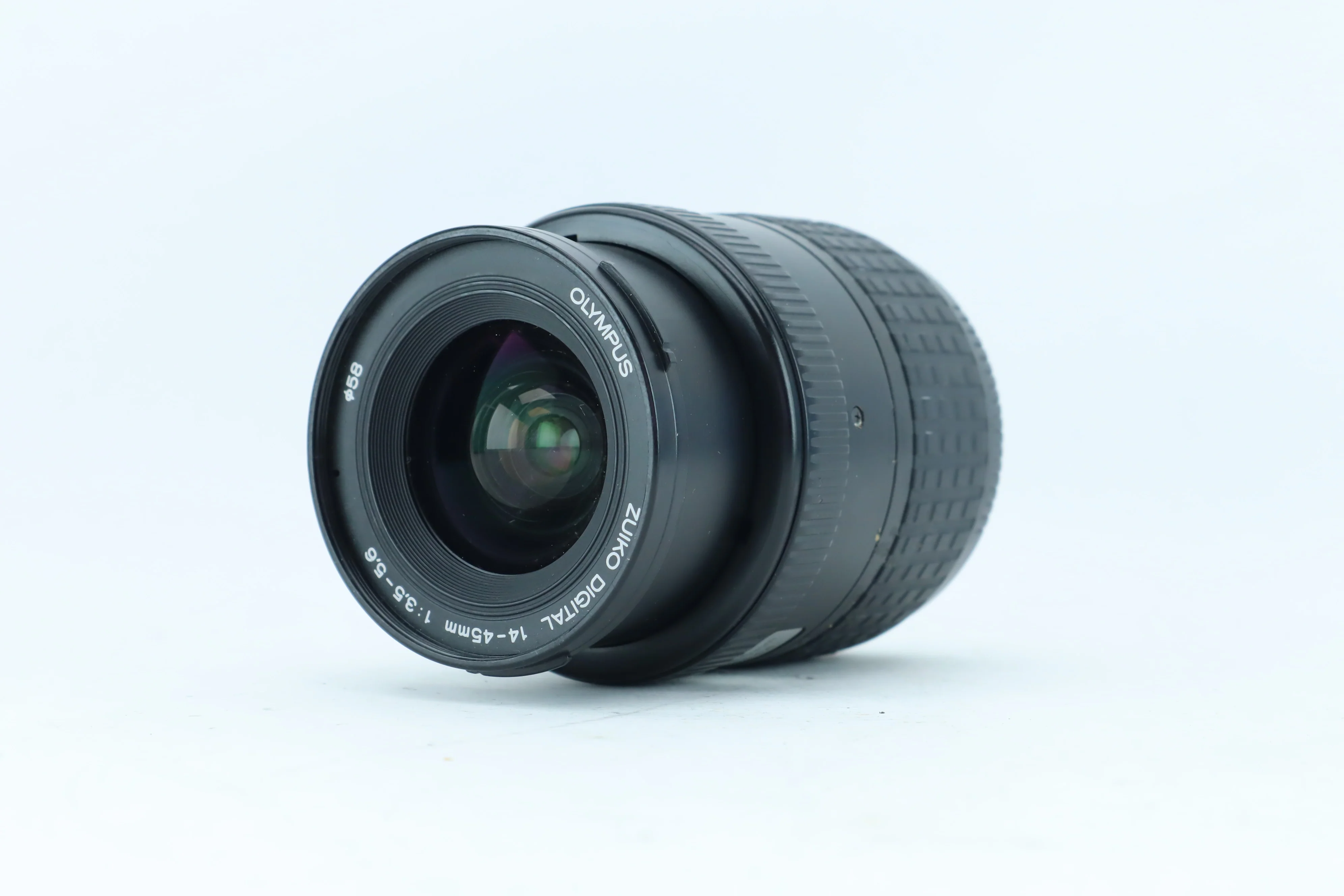 Olympus Zuiko Digital 14-45mm f/3.5-5.6 - Image 3