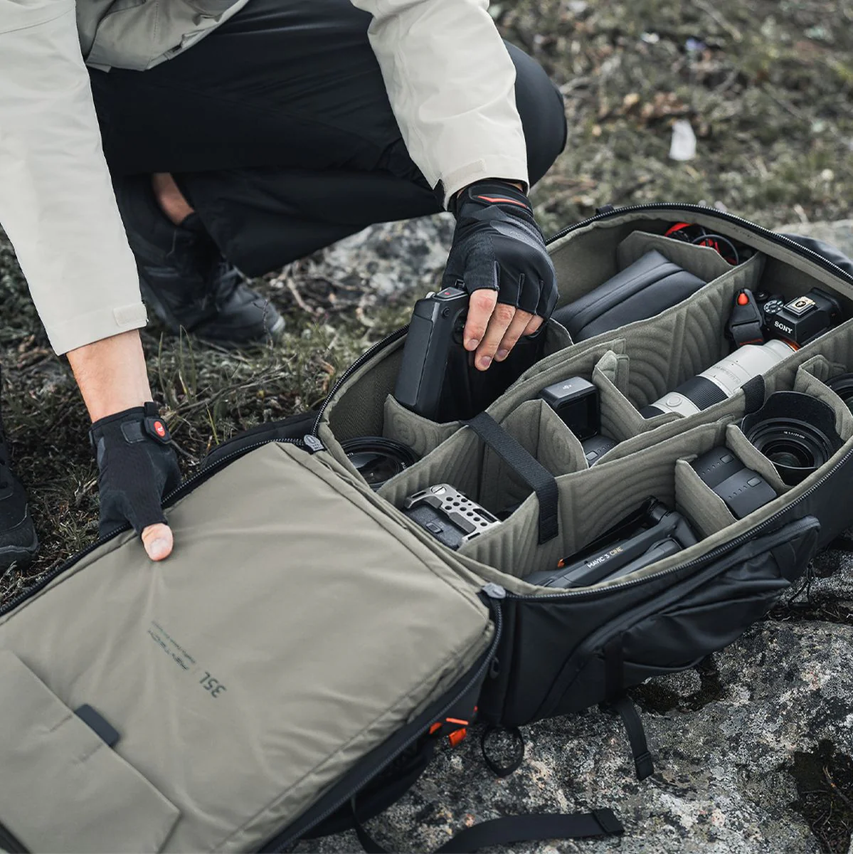 PGYTECH Onepro Focux Backpack 35l (Fern Green) - Image 4