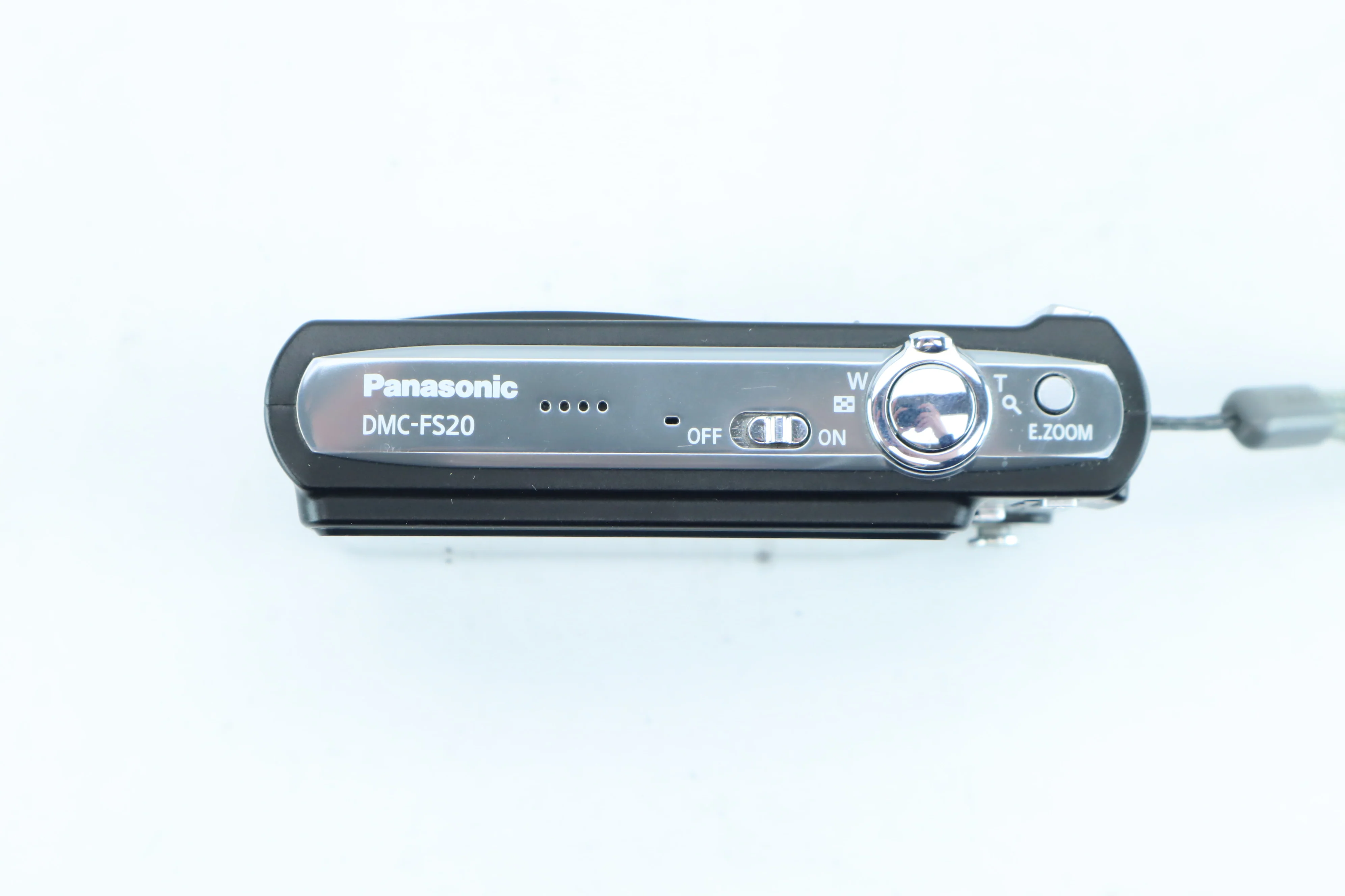 Panasonic Lumix DMC-FS20 (30-120mm f/3.3-5.8) - Image 4