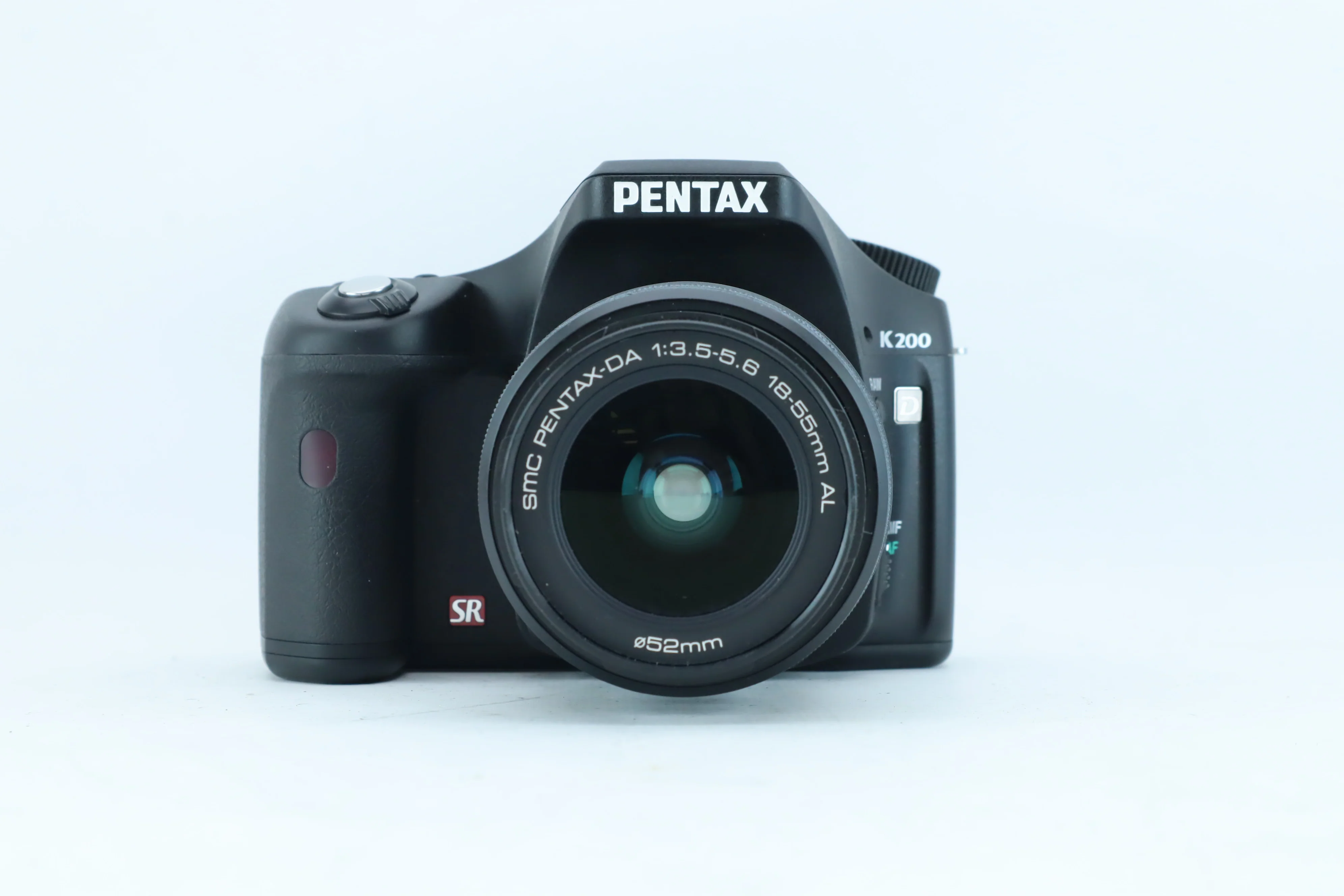 Pentax K200D with SMC Pentax-DA 18-55mm f/3.5-5.6 AL | S/N: 2902984 - Image 3