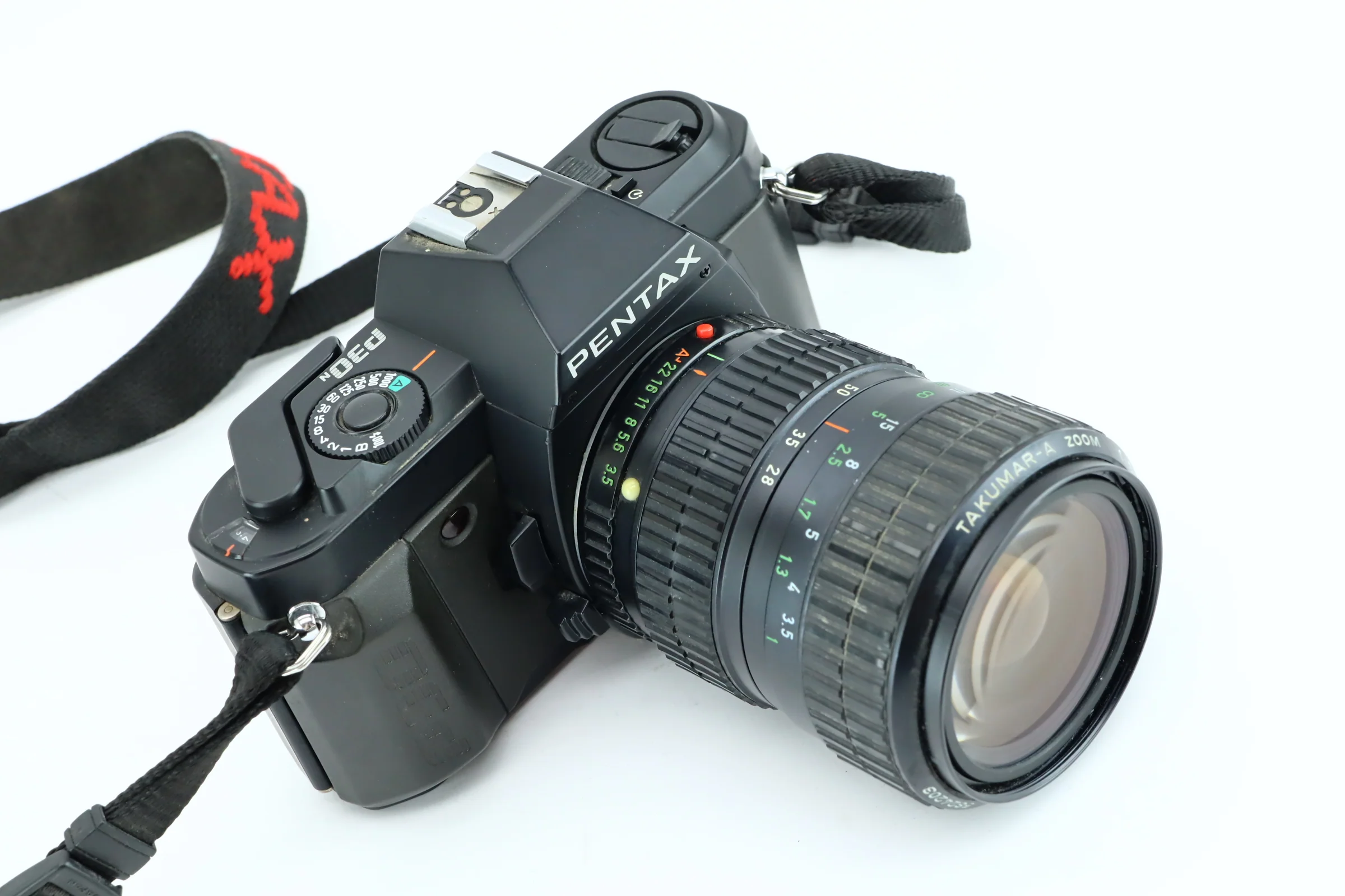 Pentax P30 + Takumar-A 3,5-4,5 28-80mm - Image 5