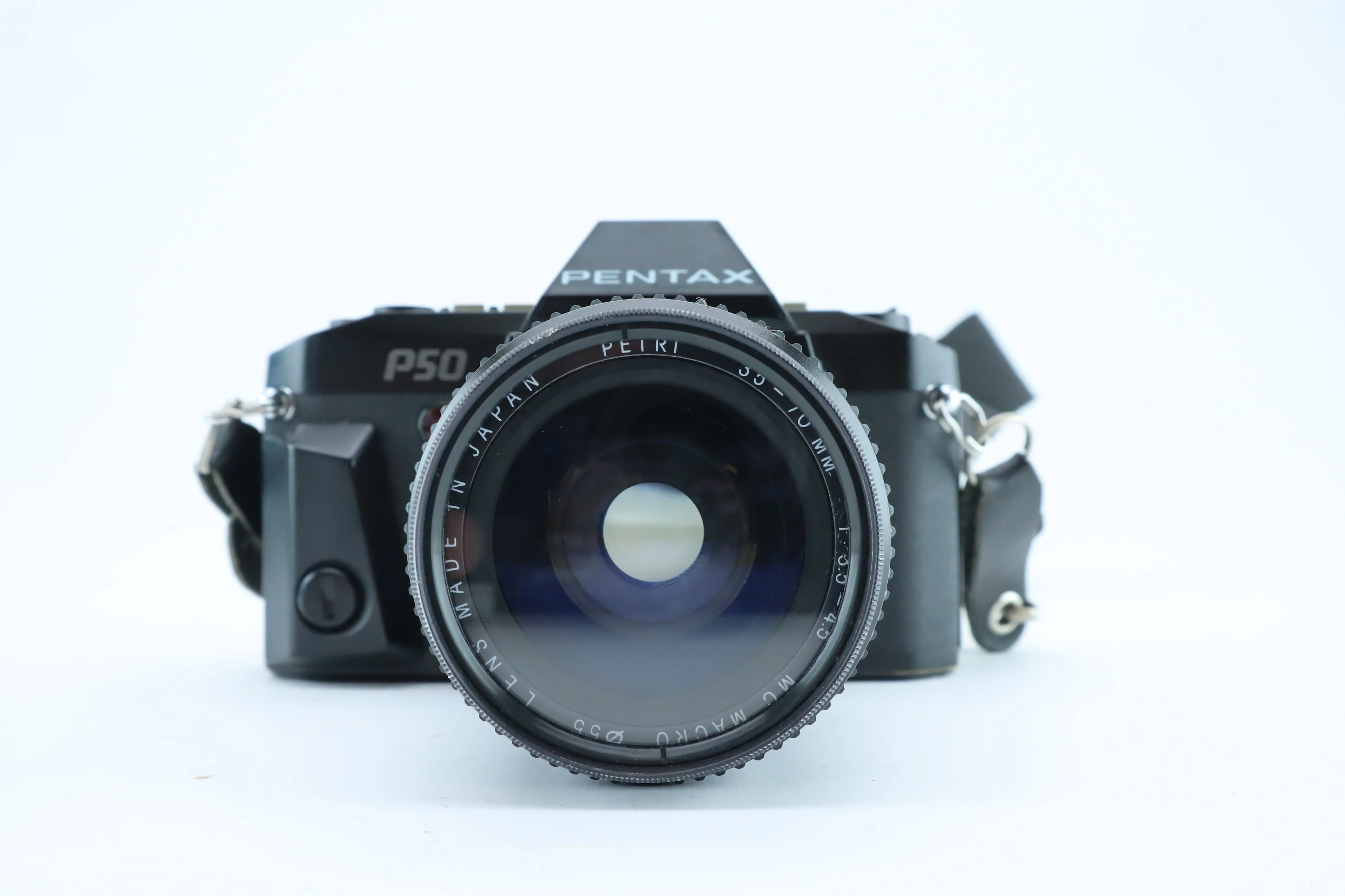 Pentax P50 + Petri 35–70mm f/3.5–4.5 MC Macro Lens - Image 2