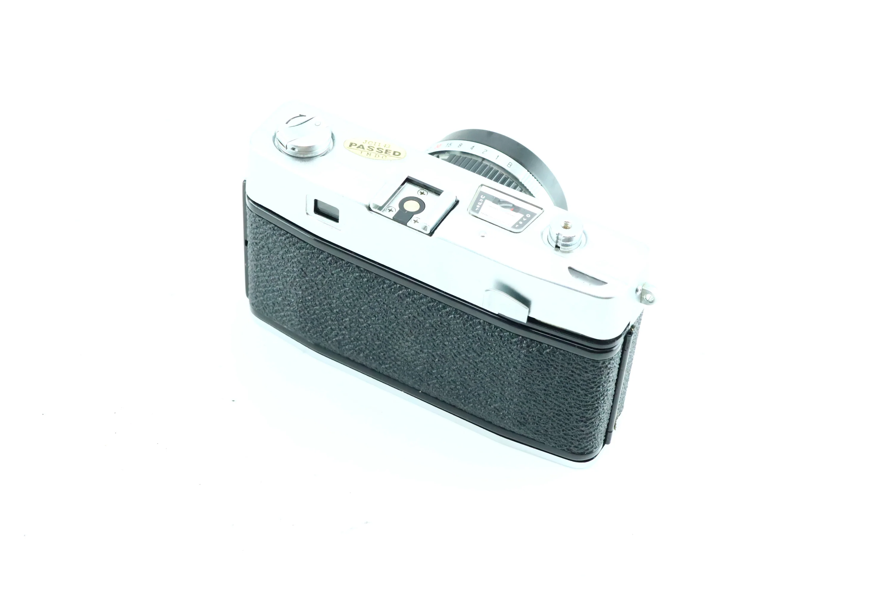 Petri 7s II with Petri 2.8 45mm lens - Image 5