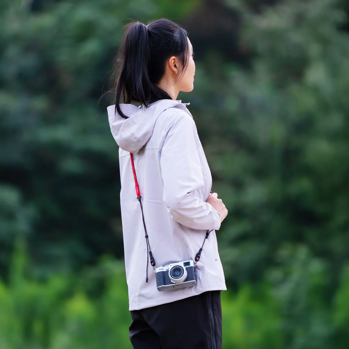 PGYTECH Camera Strap Slim (Outdoor Blaze Red) - Image 3