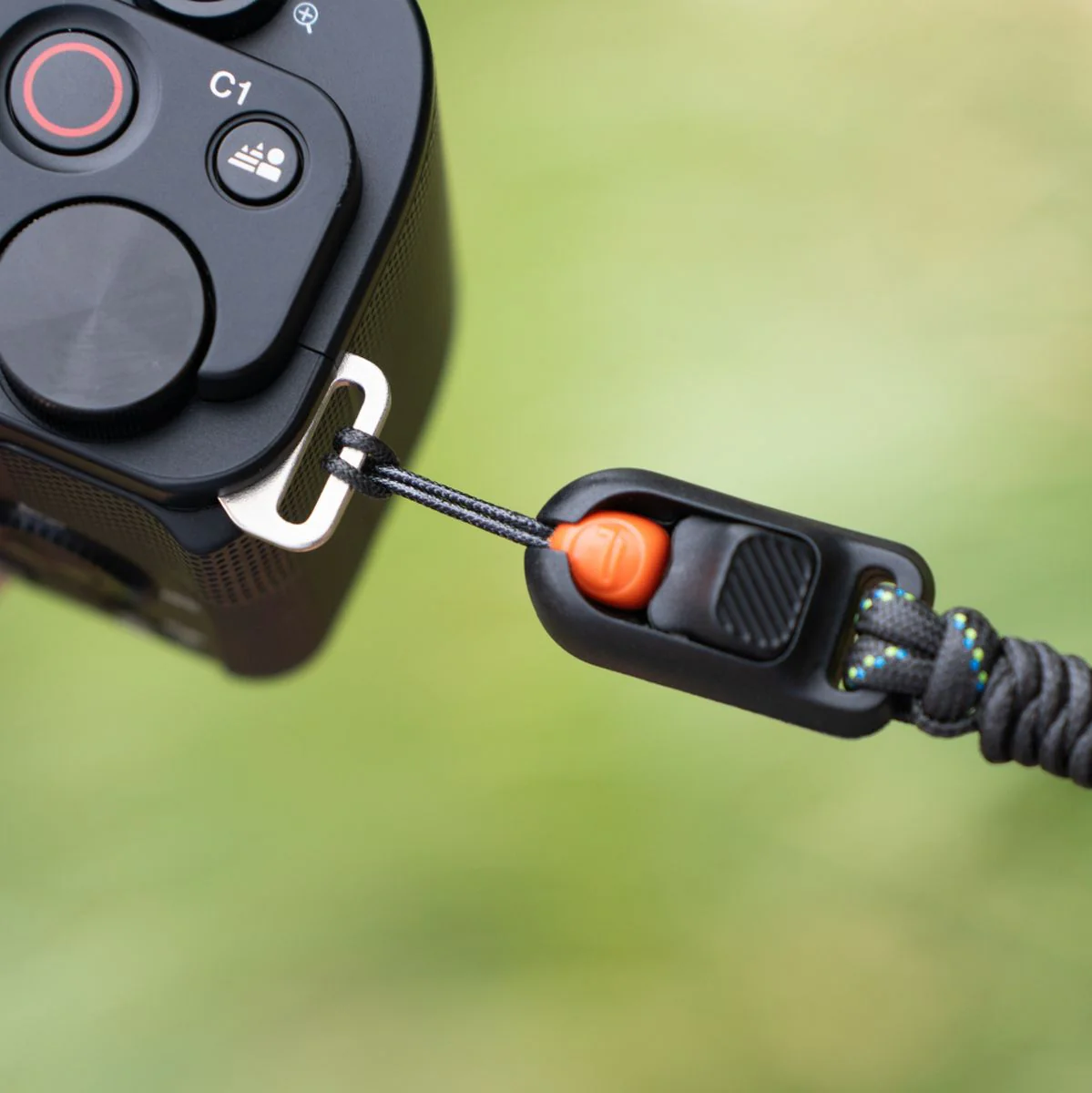 PGYTECH Camera Strap Slim (Outdoor Blaze Red) - Image 5