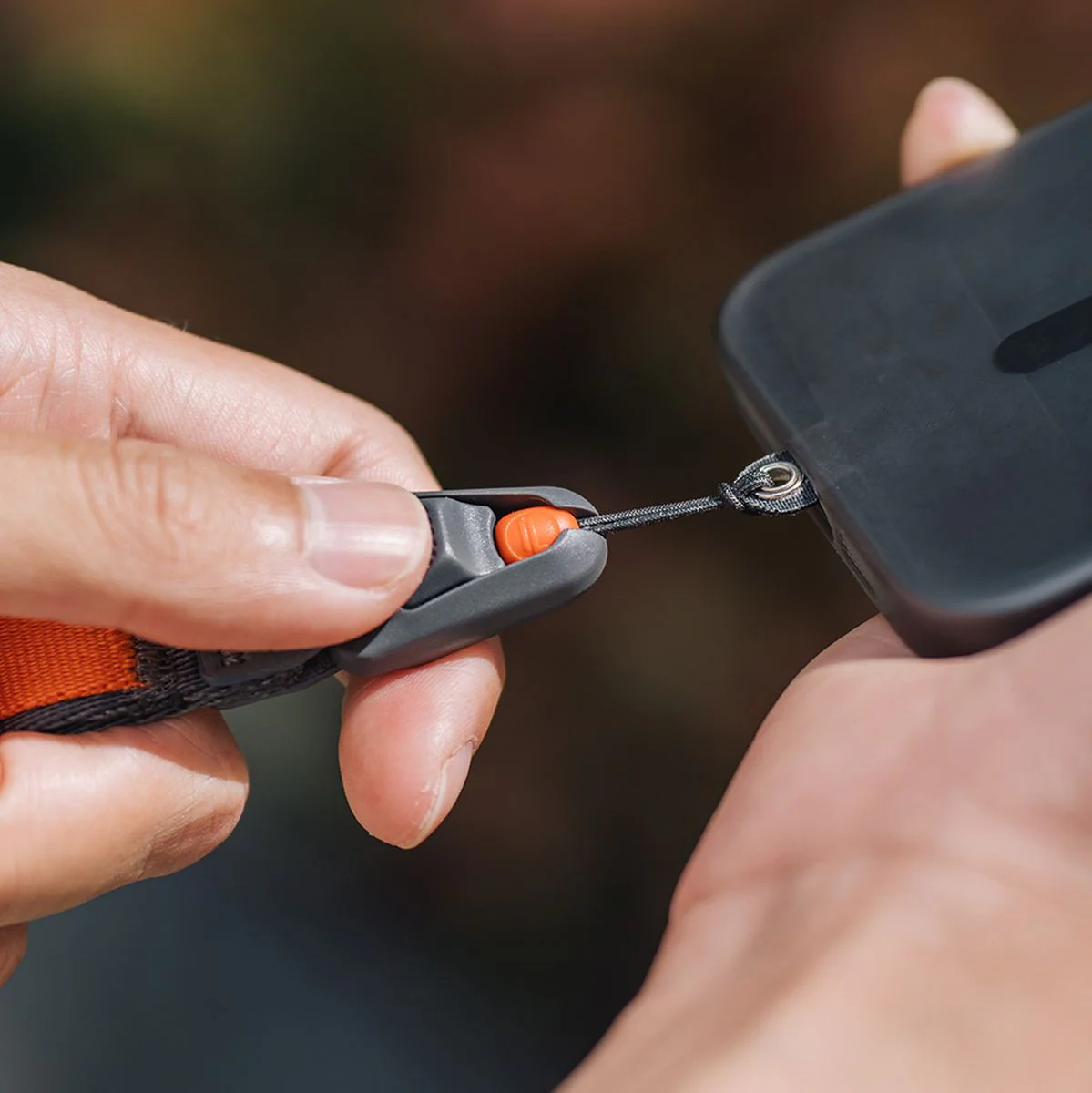PGYTECH Linkgo Phone Photography Strap (Webbing Misty Grey) - Image 3