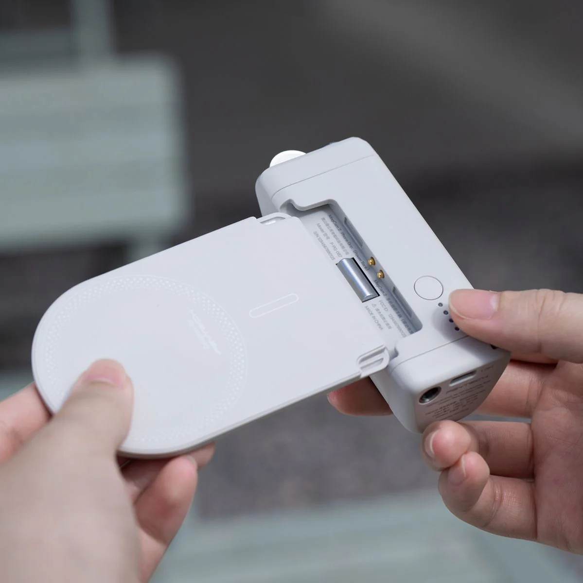 PGYTECH Magcam 2 Phone Grip (Mint Green) - Image 5