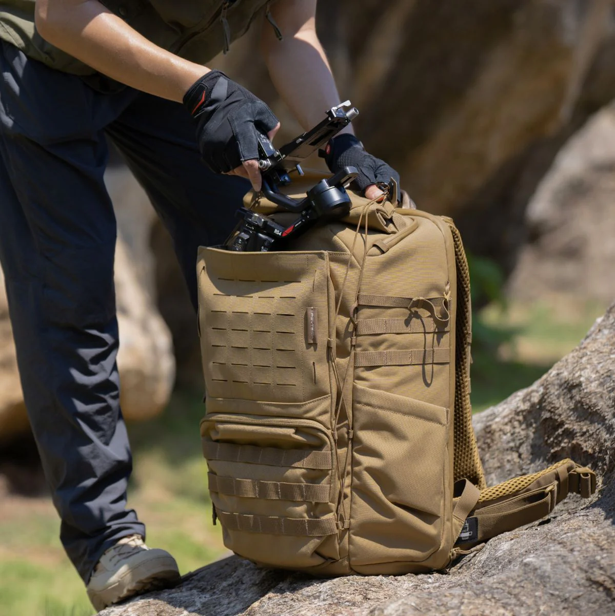PGYTECH Onemo Tactical Backpack 25l (Coyote Brown) - Image 3