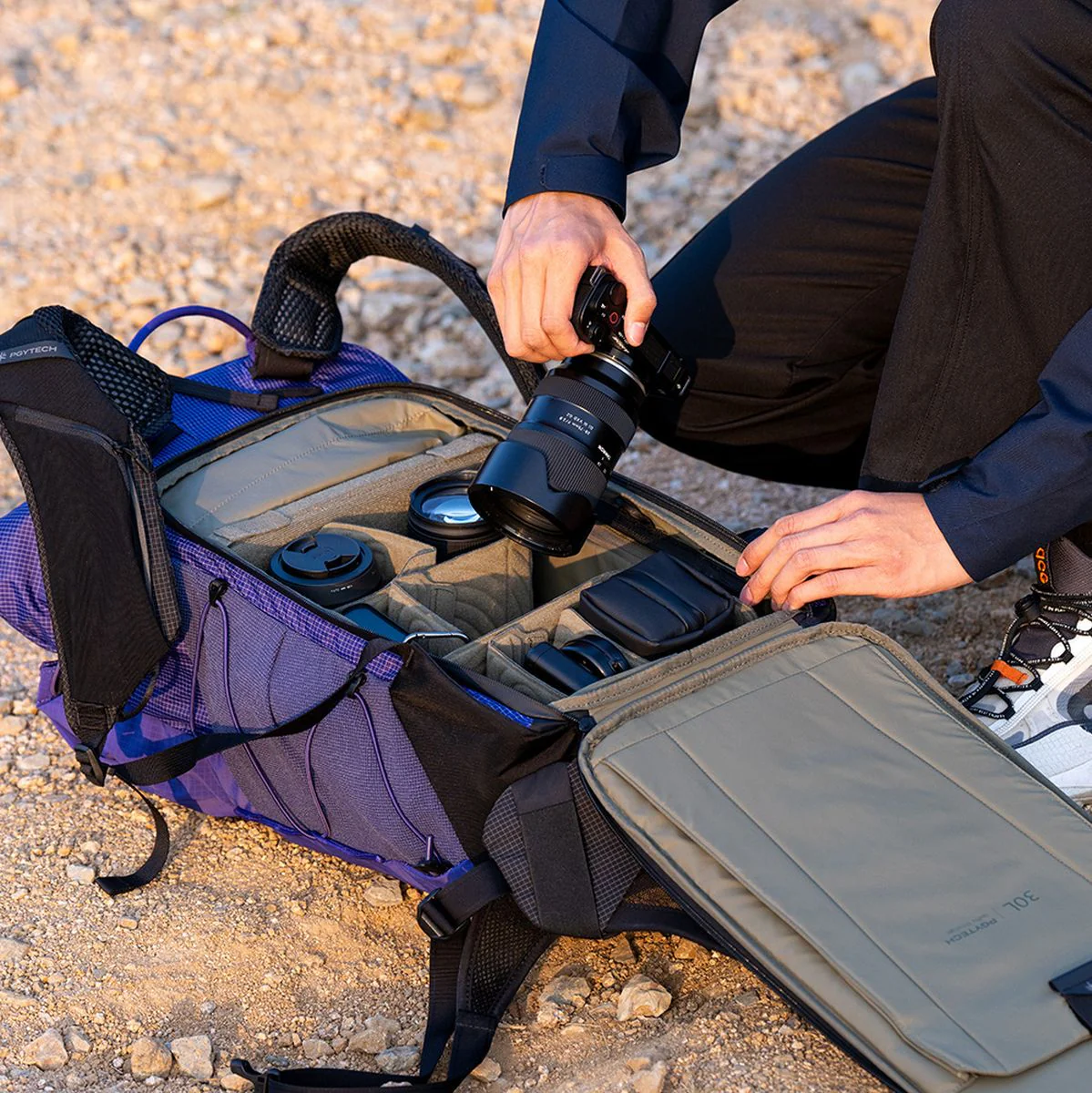 PGYTECH Onepro UltraLight Backpack 30l (Space Black) - Image 5
