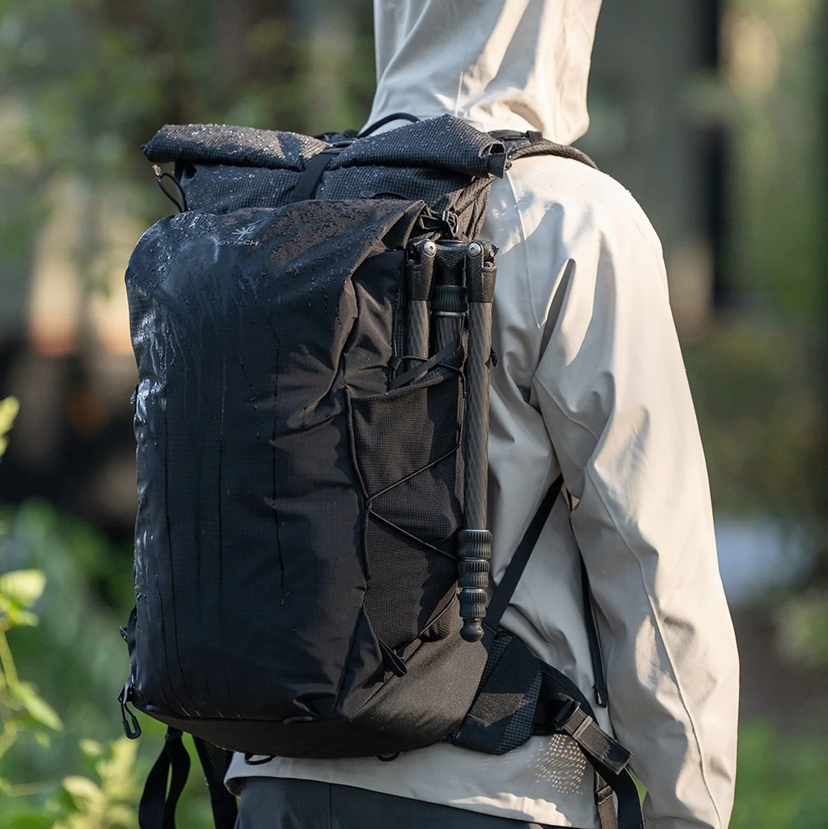 PGYTECH Onepro UltraLight Backpack 40l (Space Black) - Image 3