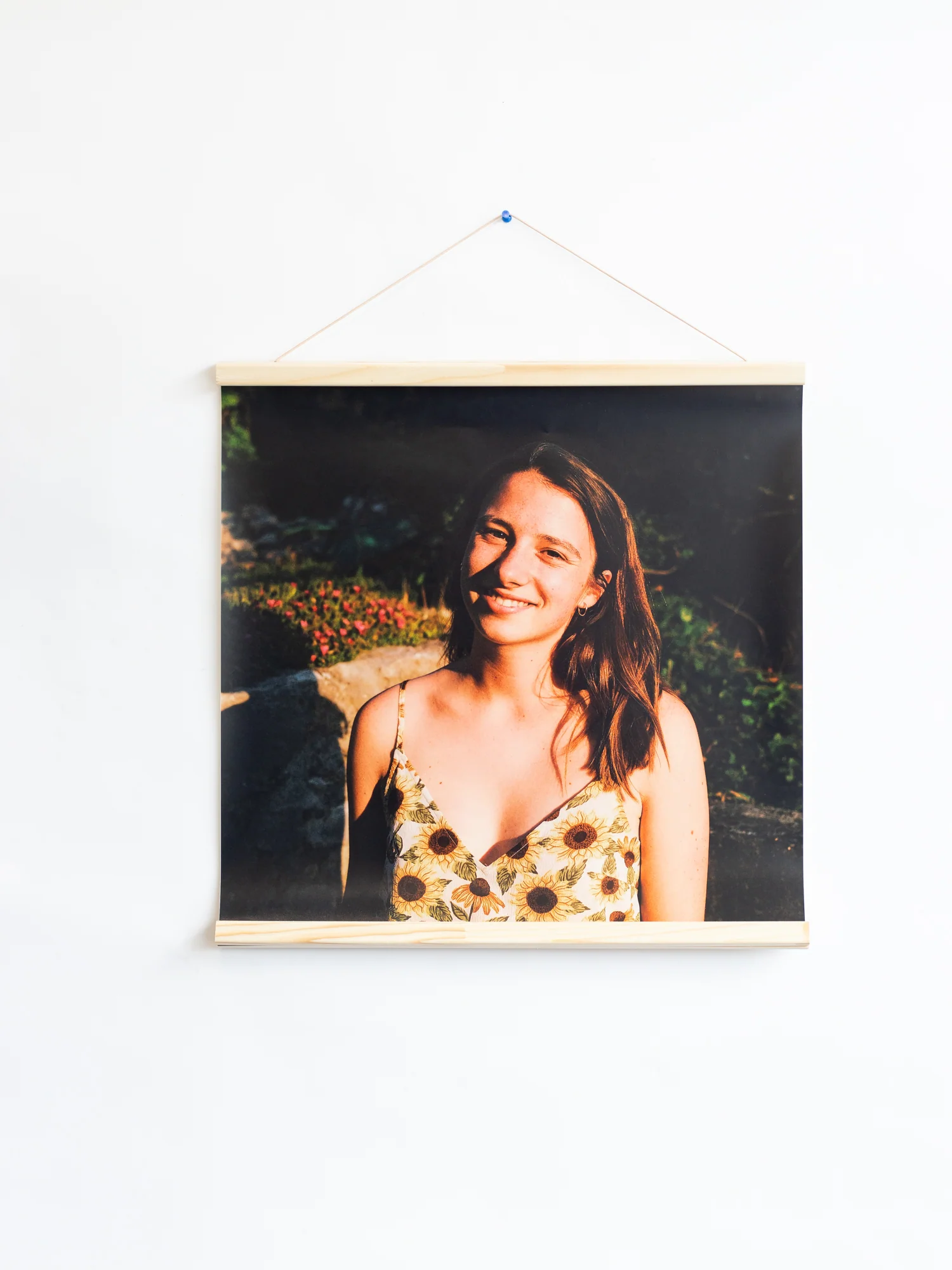 Poster with poster hanger mat - Image 6