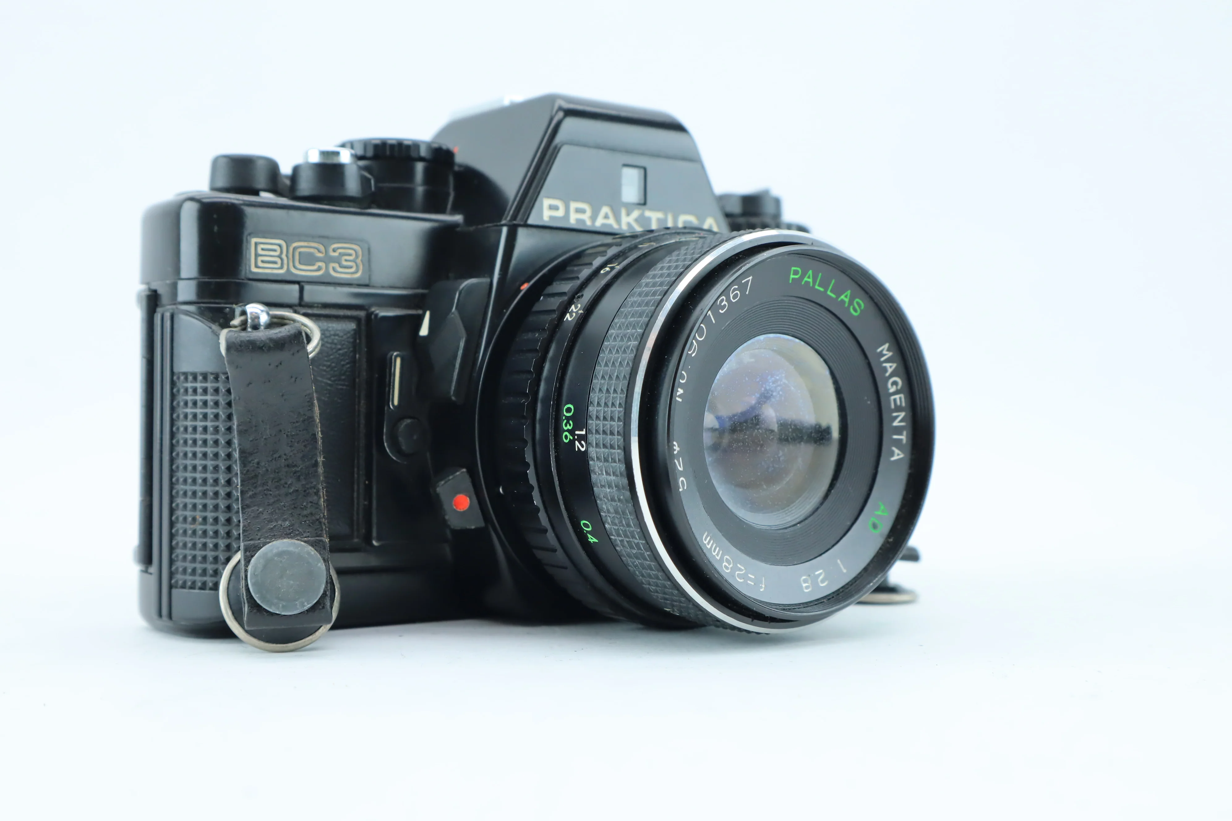 Praktica BC3 with f/28mm 1:;2,8