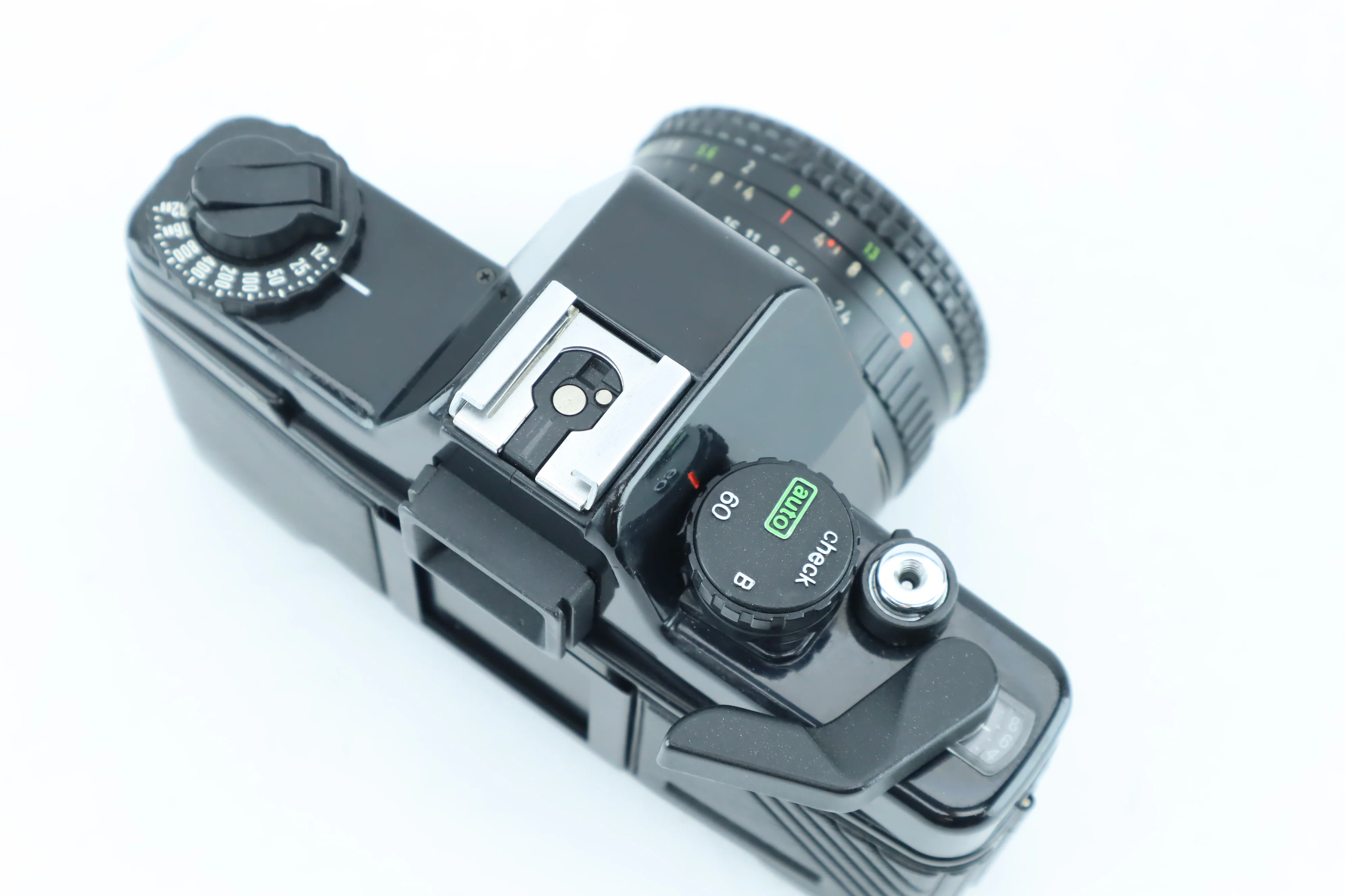 Praktica BCS electronic with 1:2,4 f/50mm MC lens - Image 5