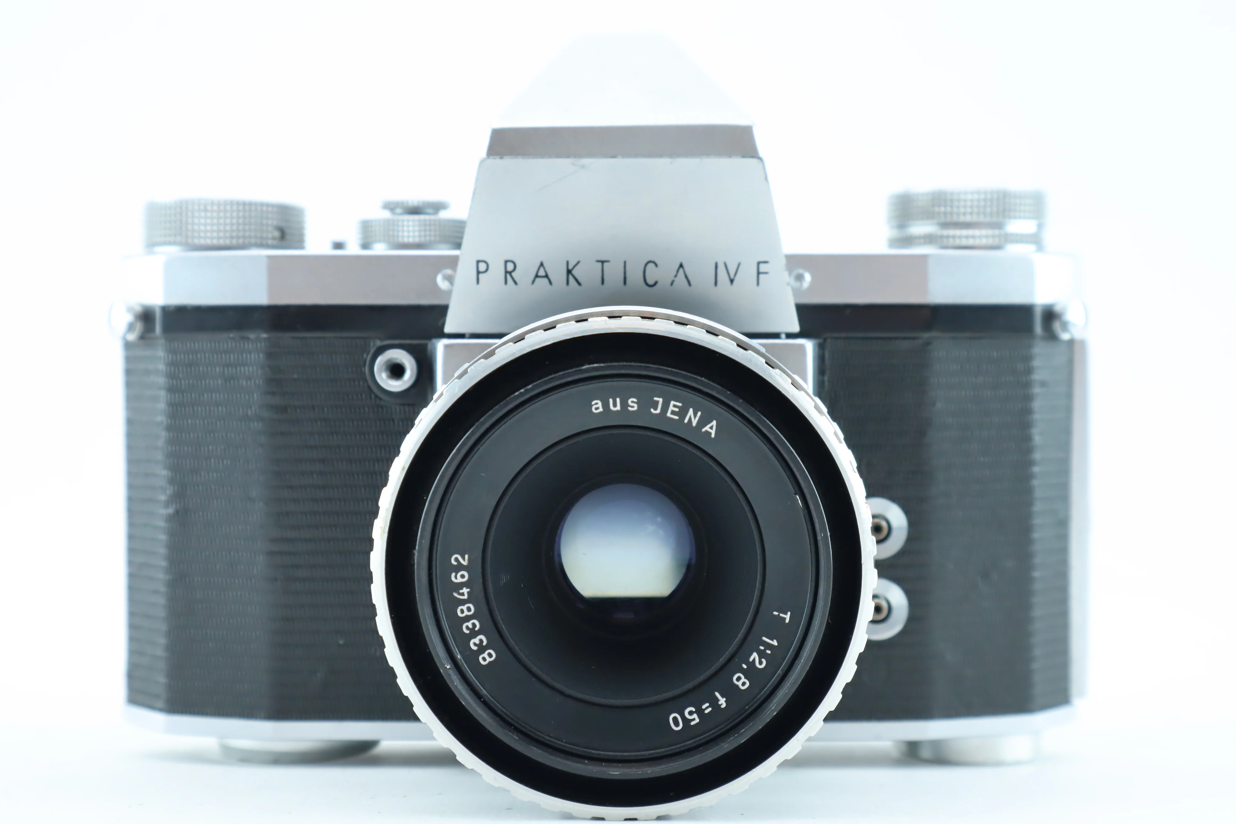 Praktica IV F with Aus Jena 50mm 2.8 - Image 2