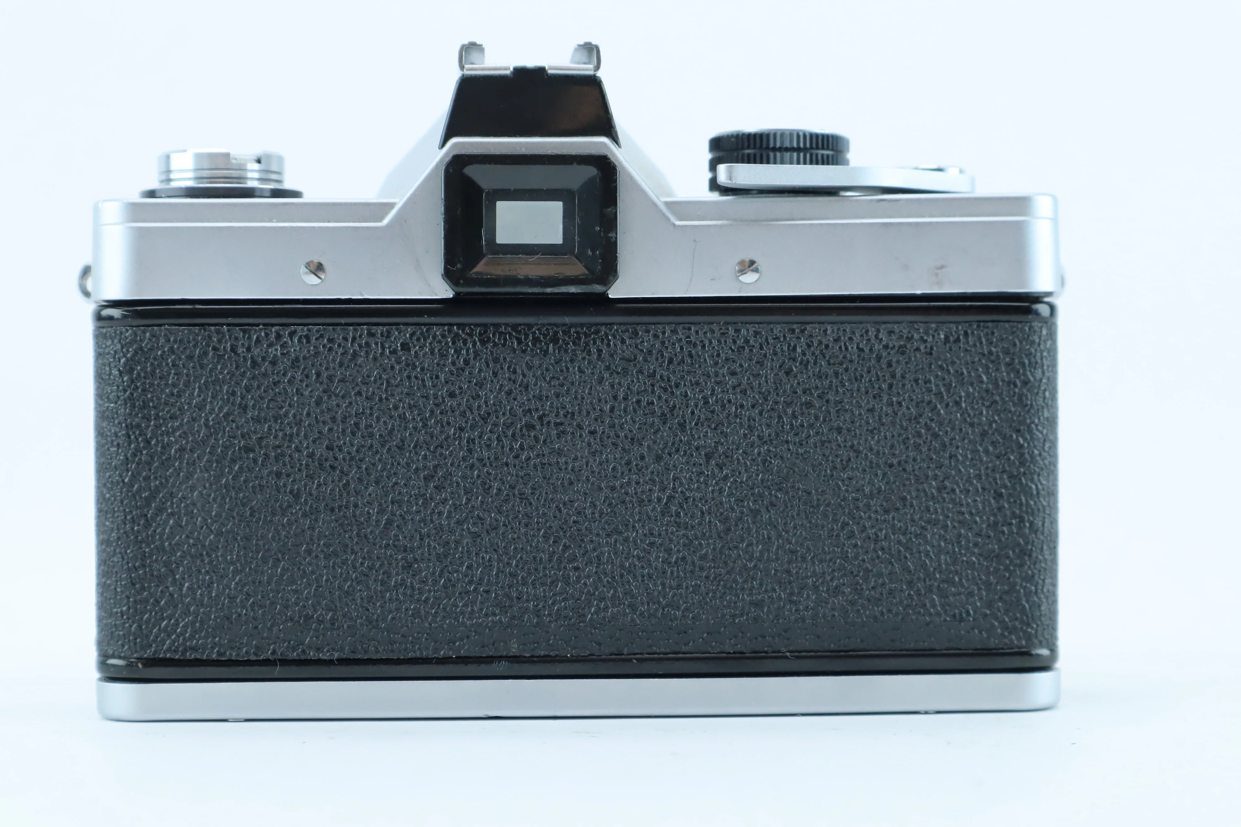 Praktica LTL – M42 Manual 35mm Film SLR with TTL Light Metering - Image 3