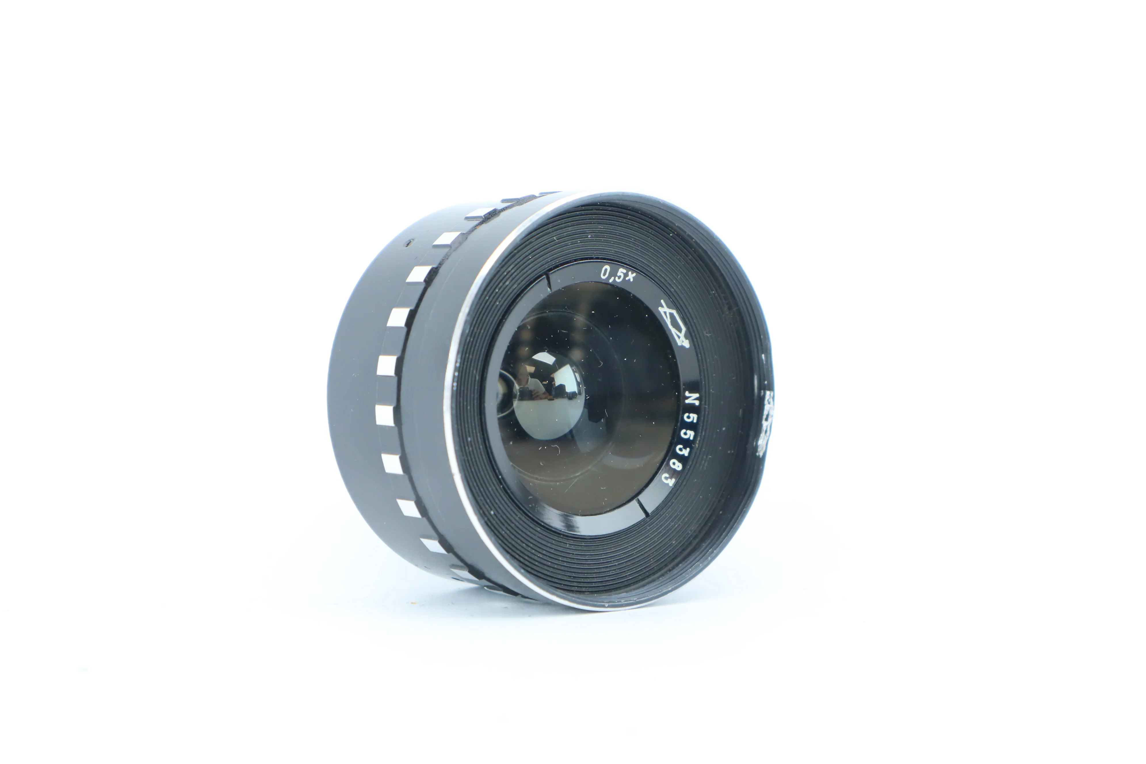 Zenit Quarz 2M – Soviet 8mm Wind-Up Film Camera - Image 6