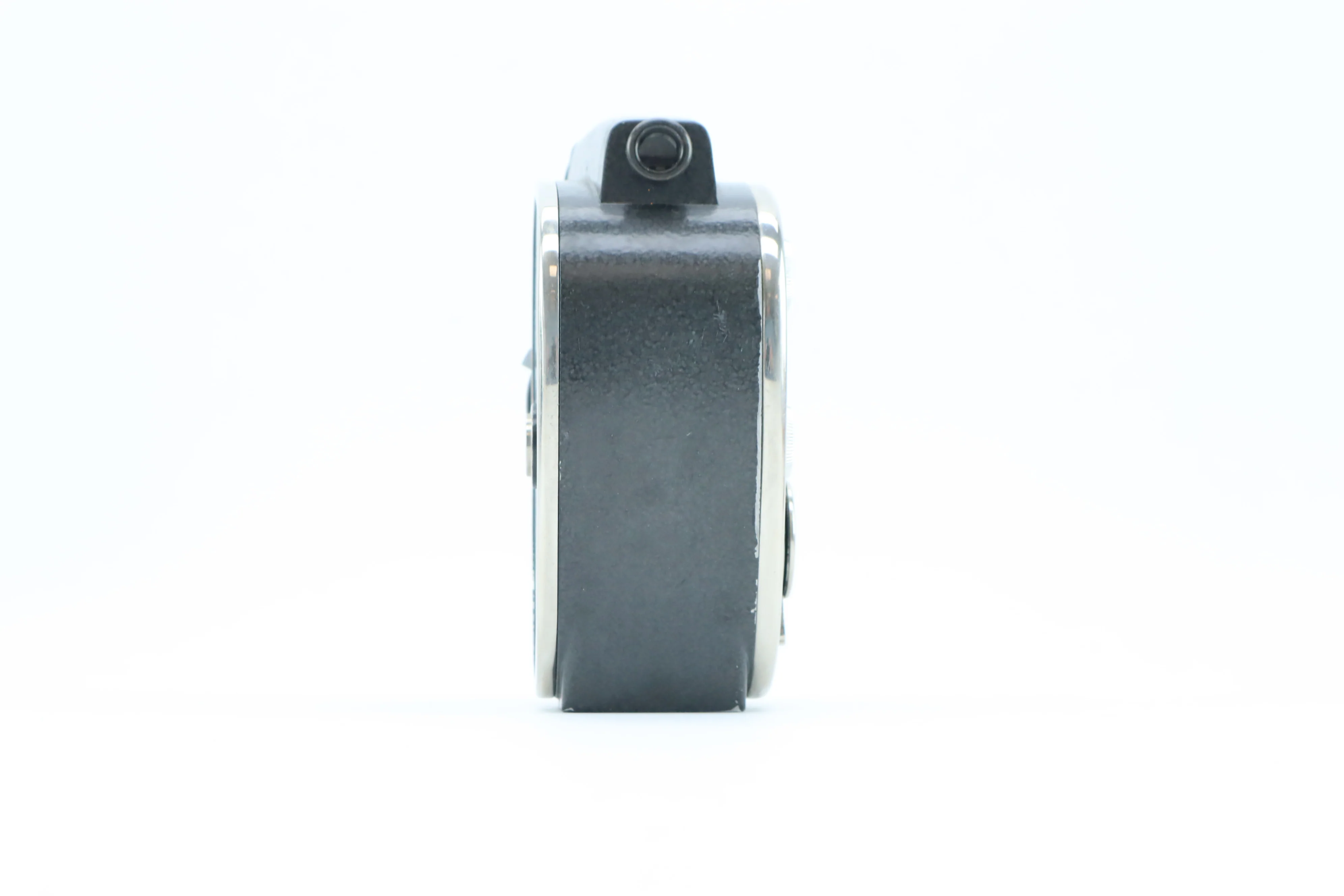 Quarz M – Soviet Wind-Up Super 8 Camera - Image 3