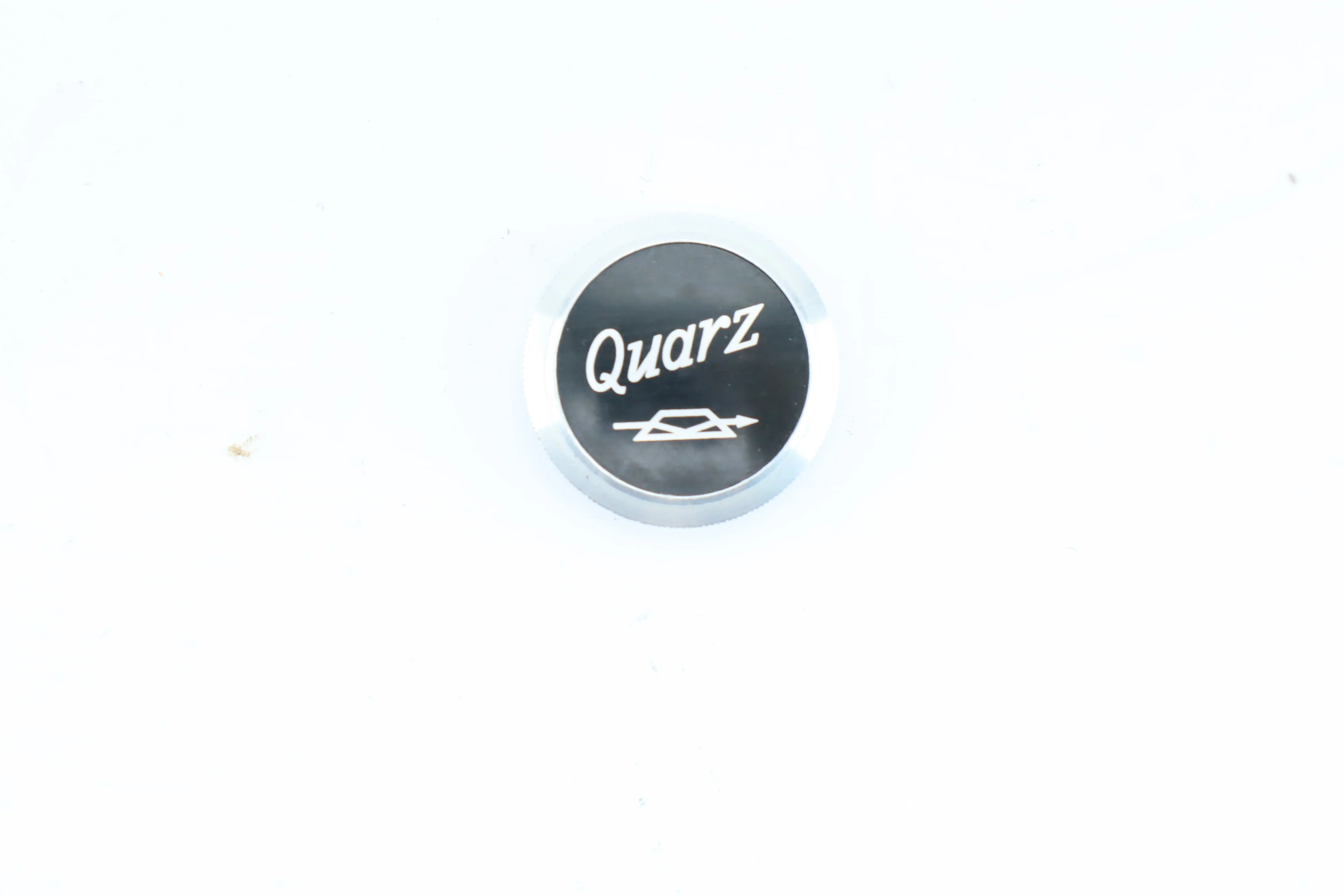 Quarz M – Soviet Wind-Up Super 8 Camera - Image 5