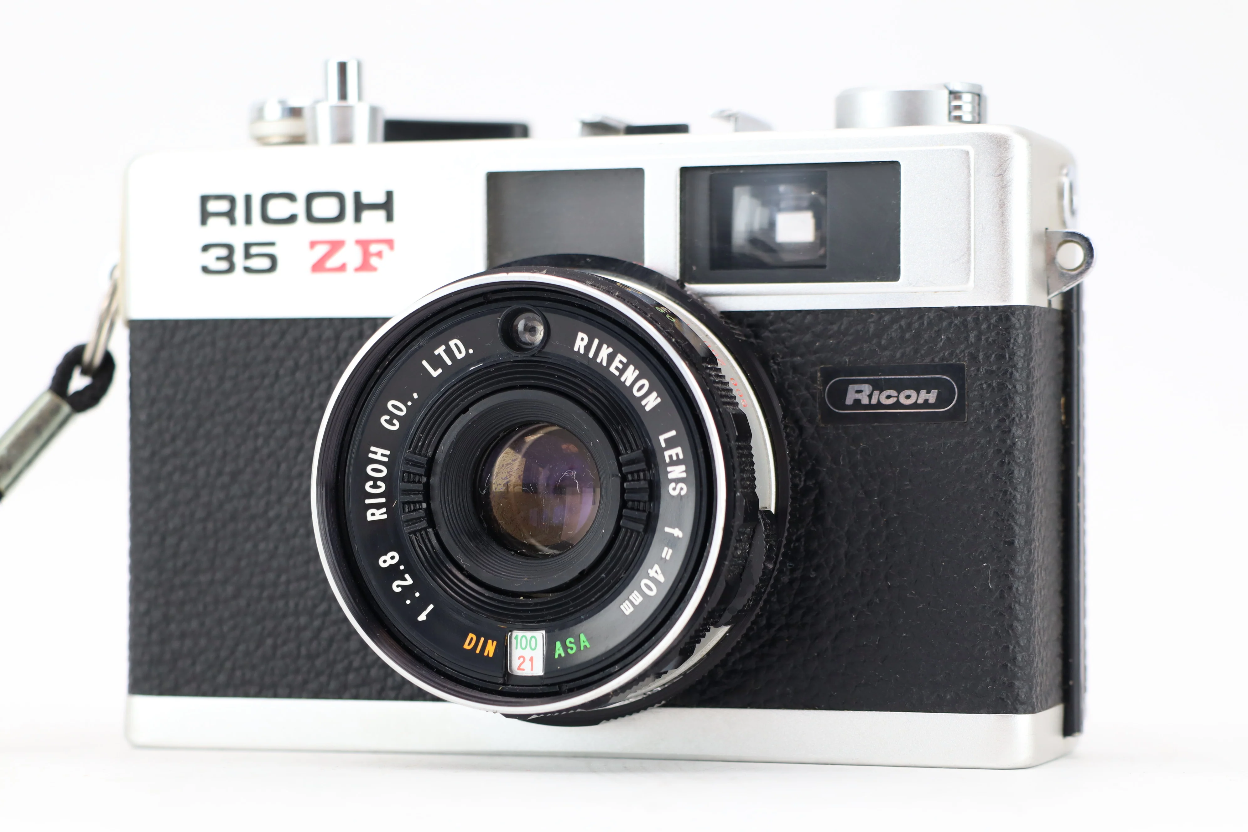 Ricoh 35 ZF 40mm 2,8 - Image 3
