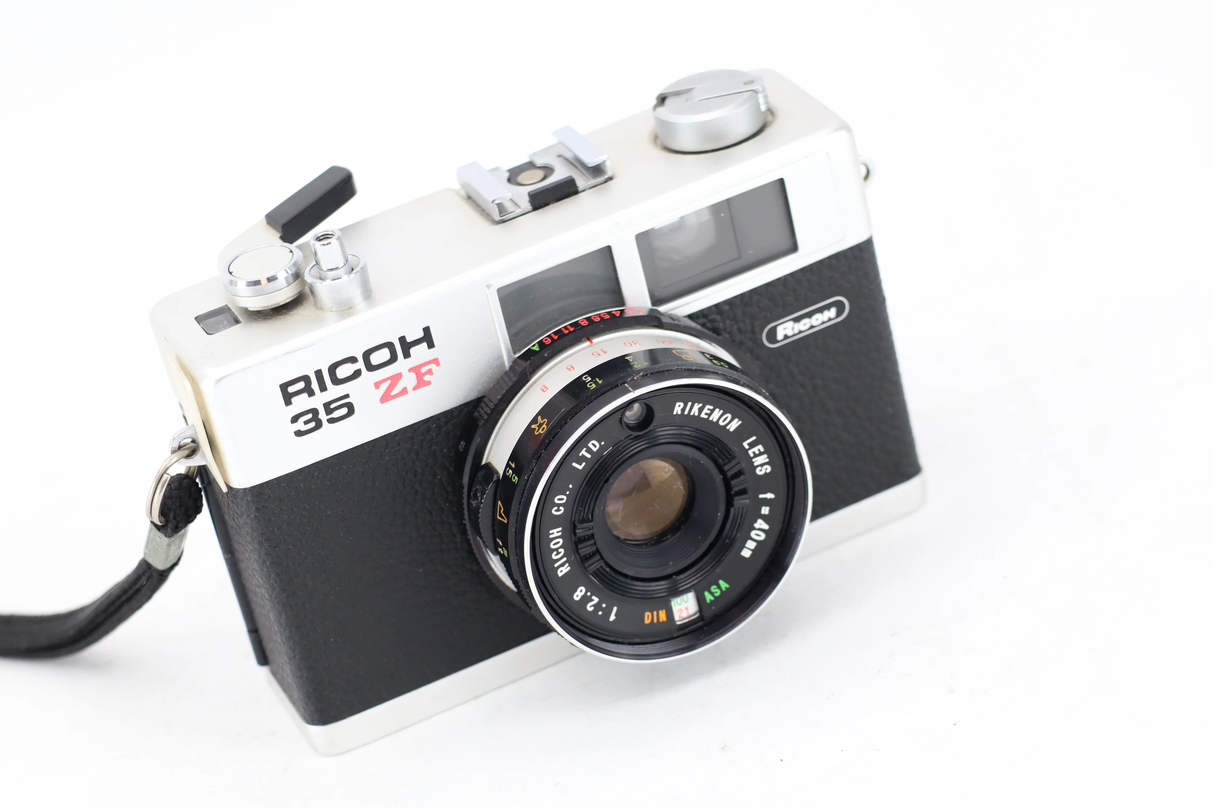 Ricoh 35 ZF 40mm 2,8 - Image 5