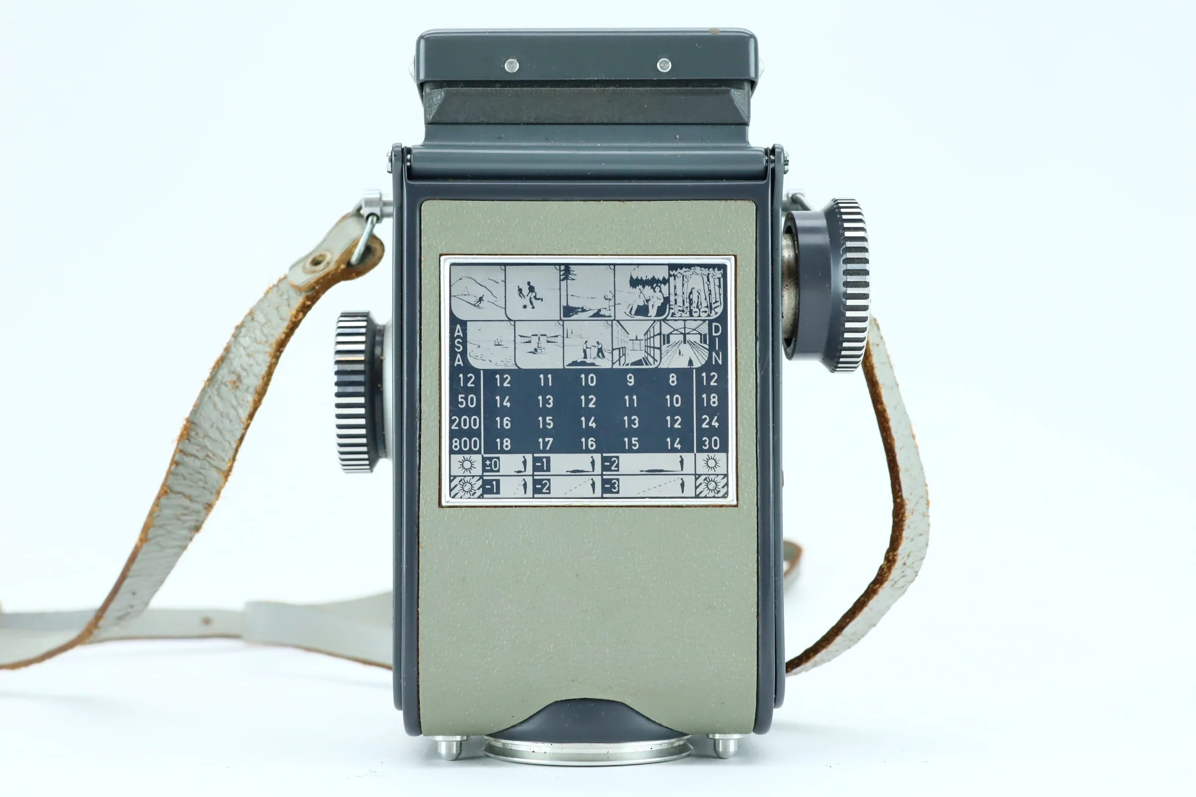 Rolleiflex Baby – Grey TLR Medium Format Camera - Image 4