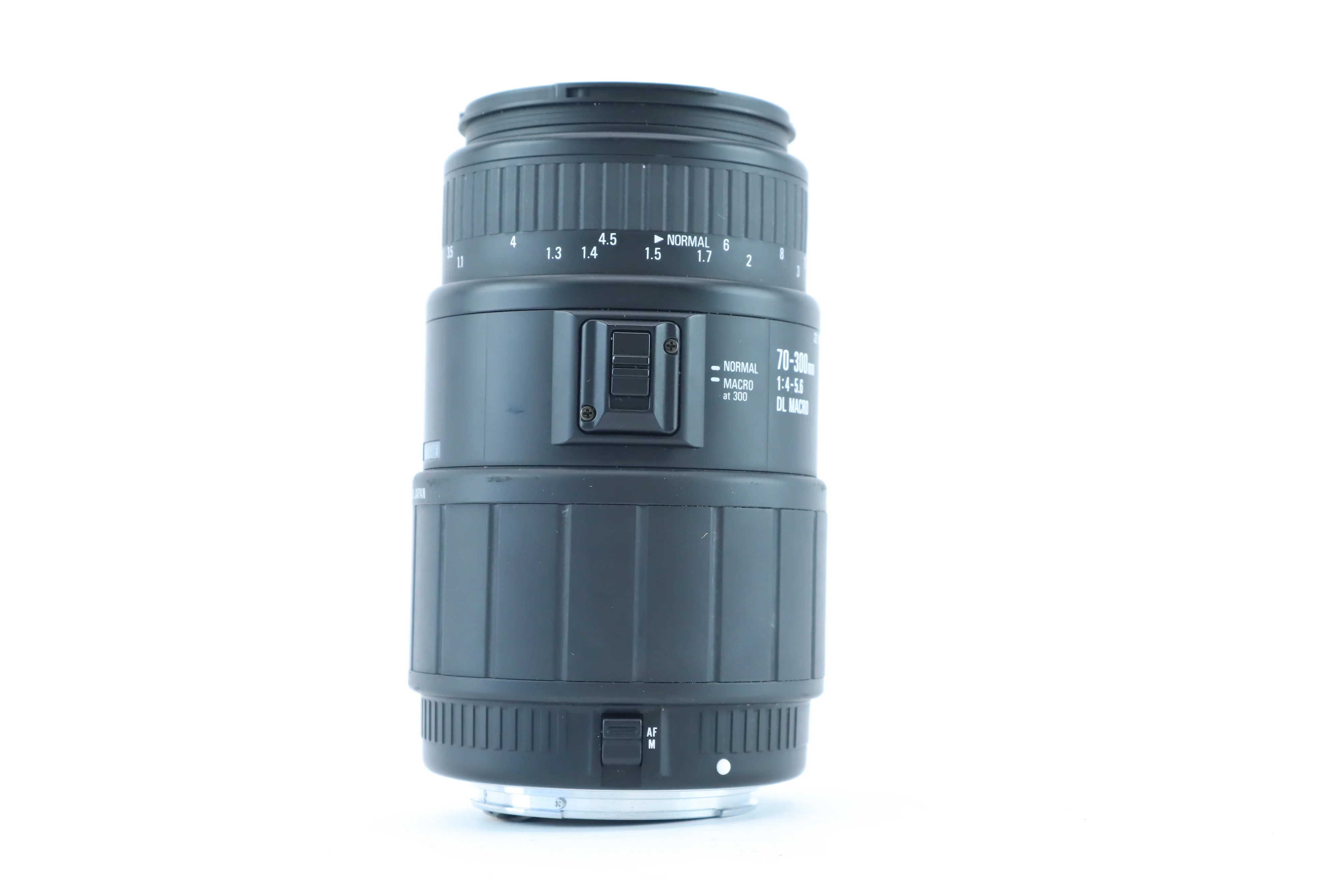 Sigma 70–300mm f/4–5.6 DL Macro - Image 2