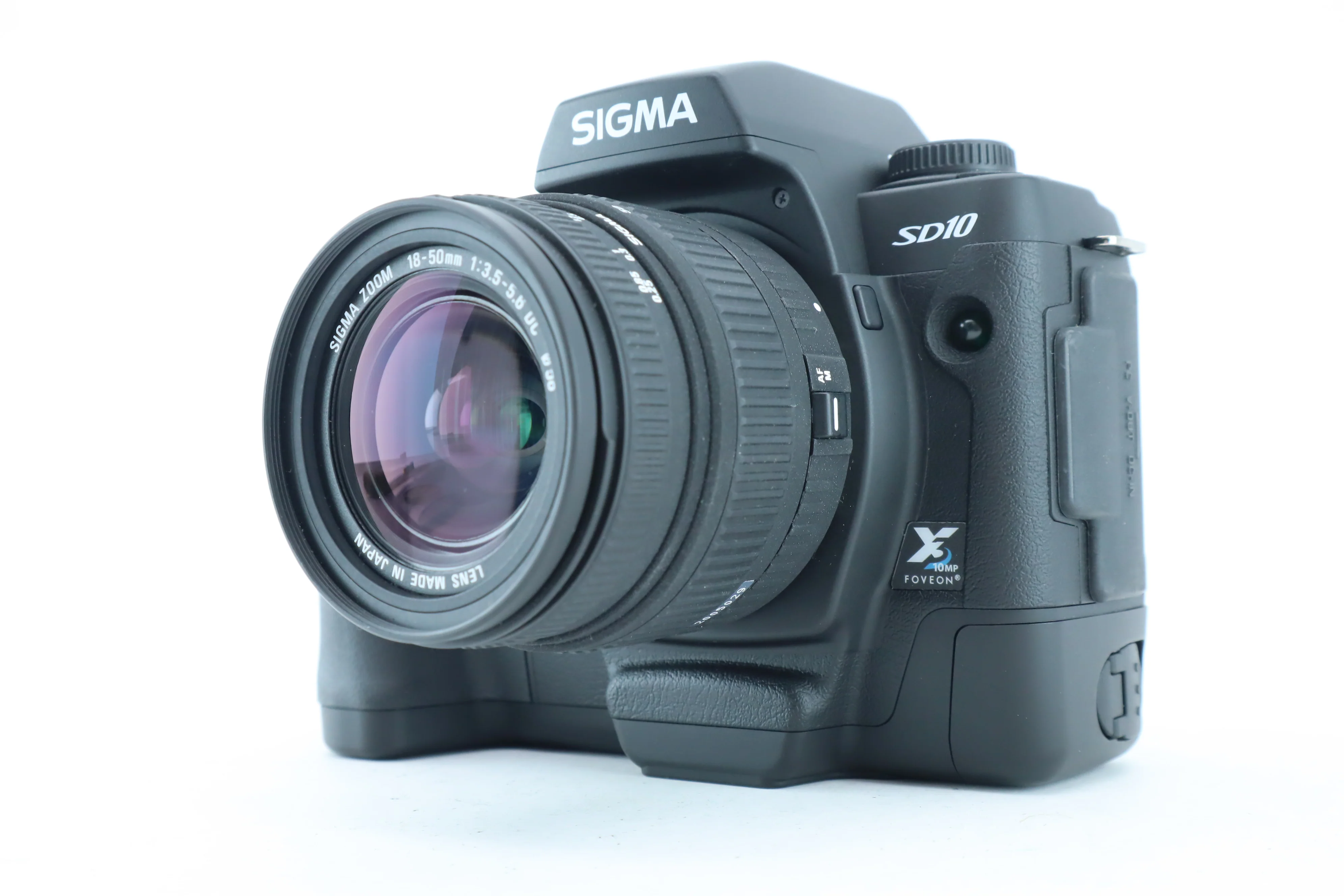 Sigma SD10 with18-50mm 3,5-5,6 DC - Image 3