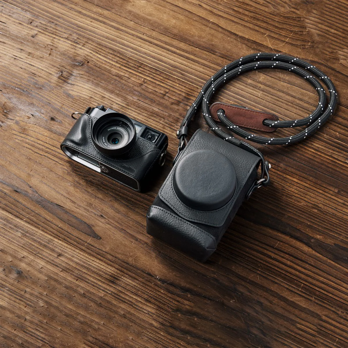 SmallRig 5219 Leather Case Kit For Fujifilm X Half (Black) - Image 5