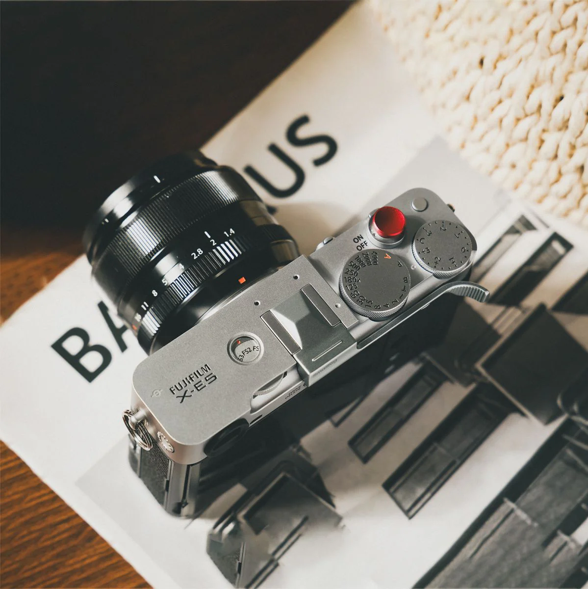 SmallRig 5451 Thumb Grip For Fujifilm X-E5 (Silver) - Image 5