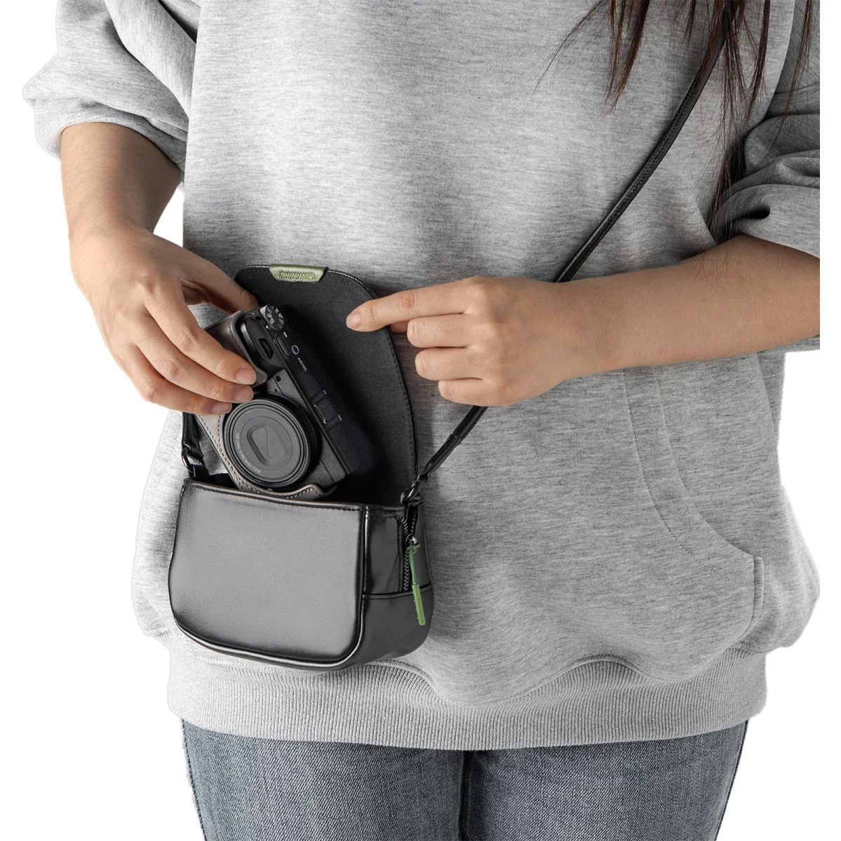 SmallRig 5673 Storage Bag For Camera (Black) - Image 2