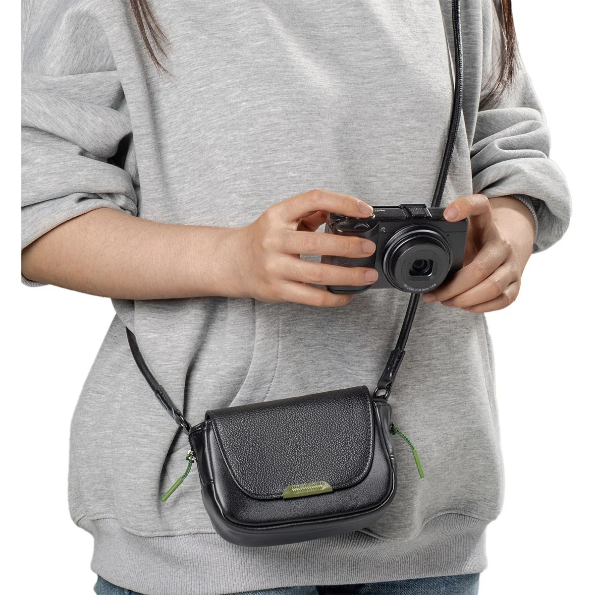 SmallRig 5673 Storage Bag For Camera (Black) - Image 4