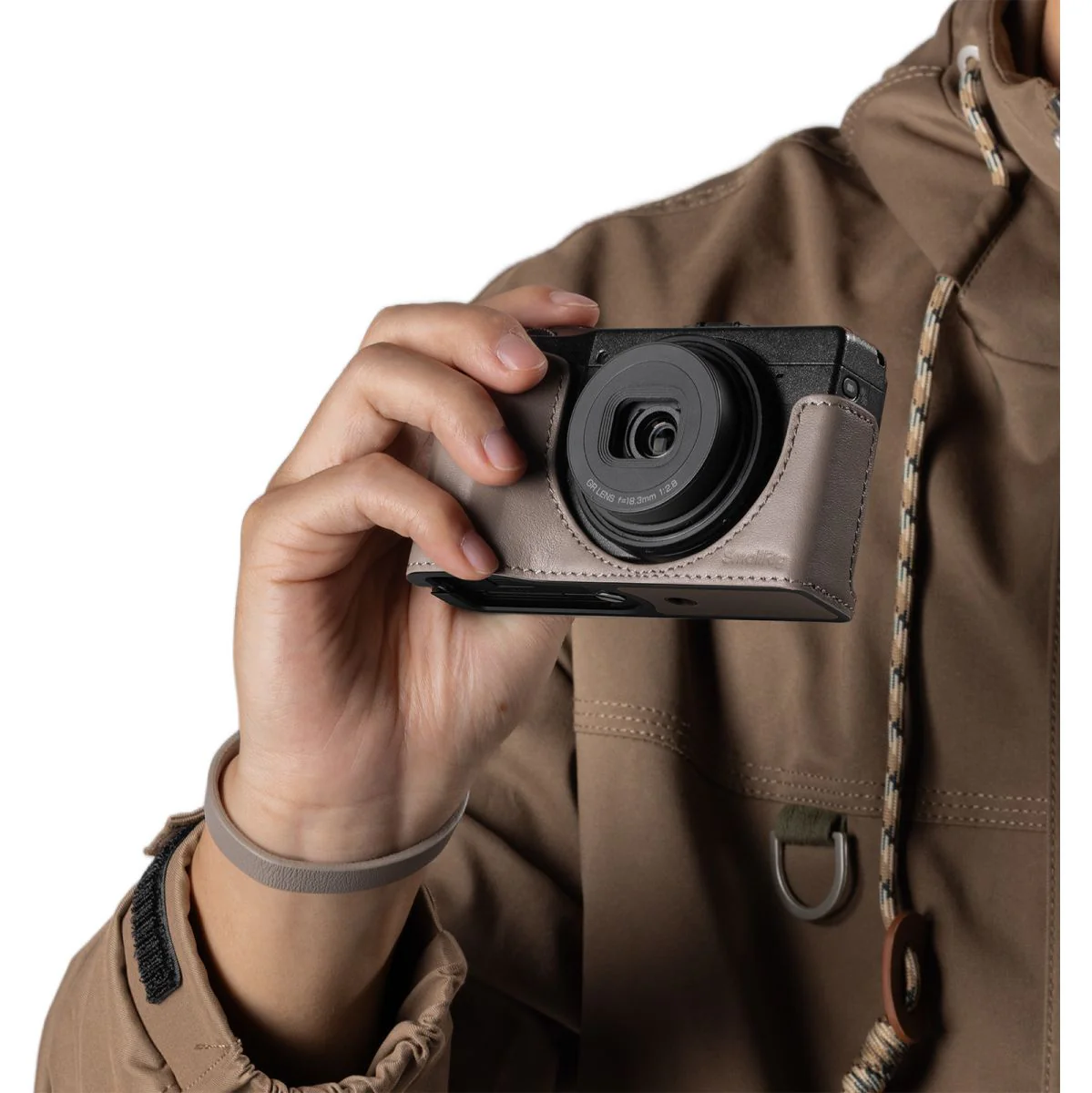 SmallRig 5677 Leather Case Kit For Ricoh GR IV / III / Iiix / III / Iiix Grey - Image 3