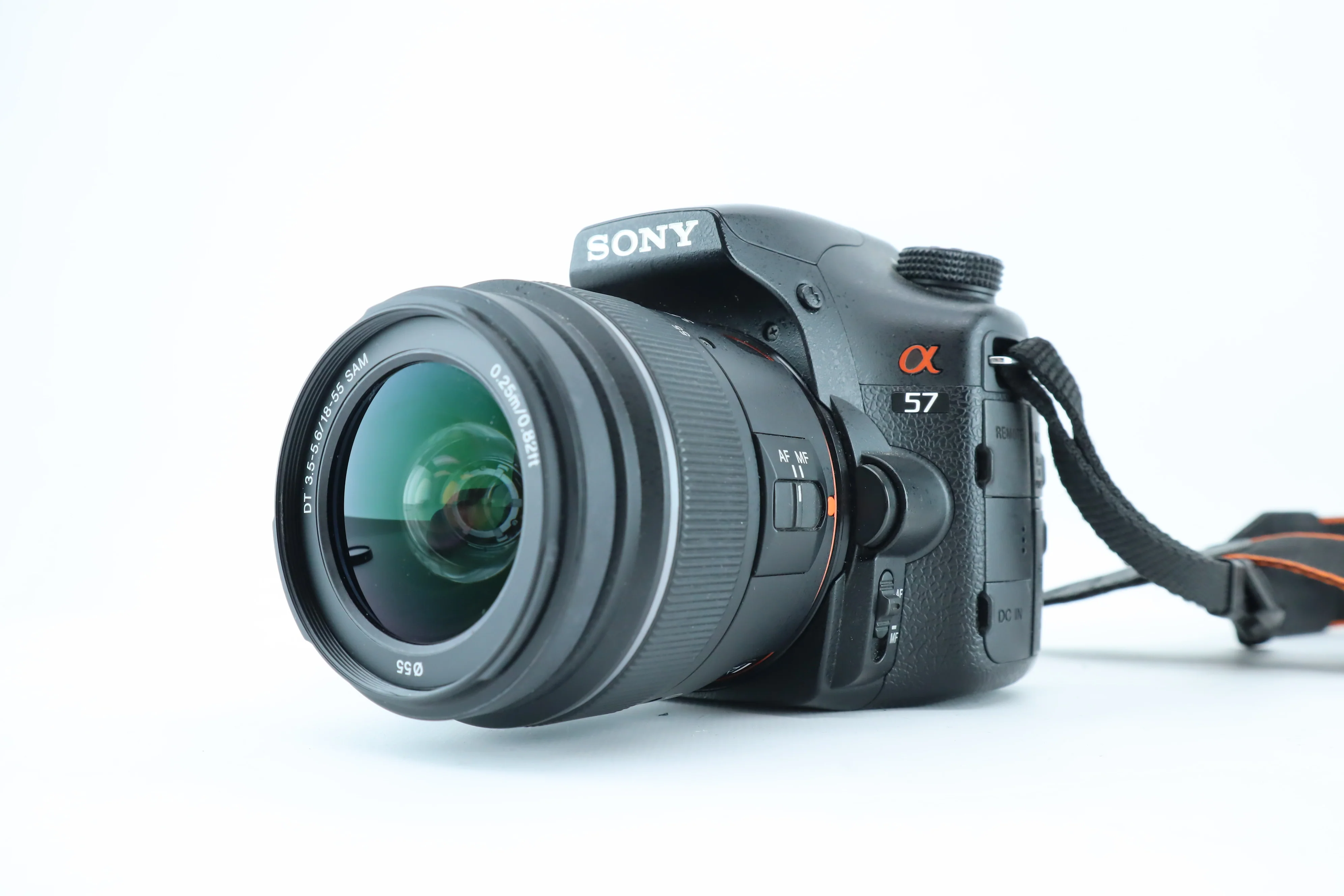Sony A57 with 3.5-5.6/18-55mm Lens - Image 3