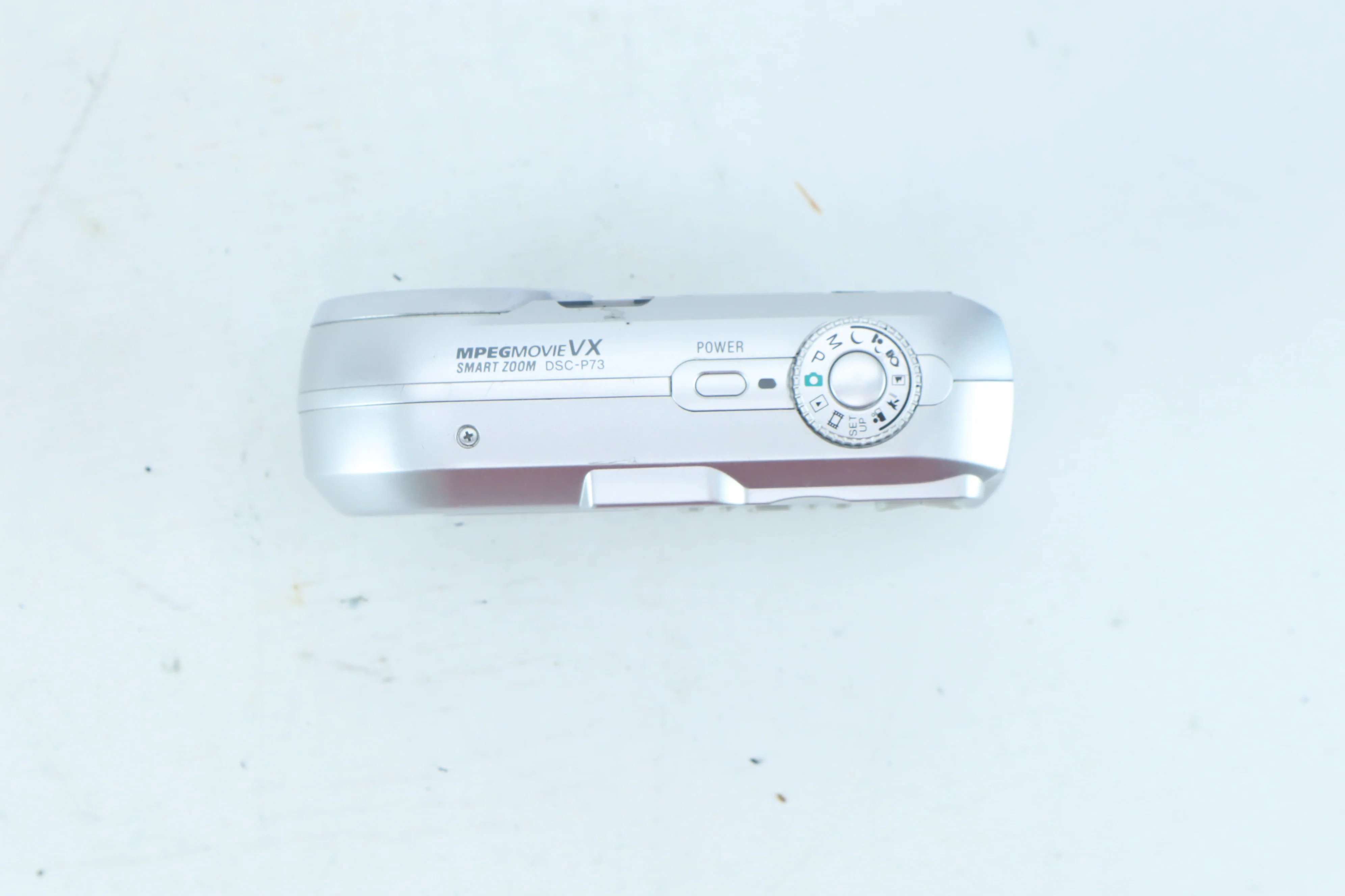 Sony Cyber-Shot DSC-P73 - Image 4