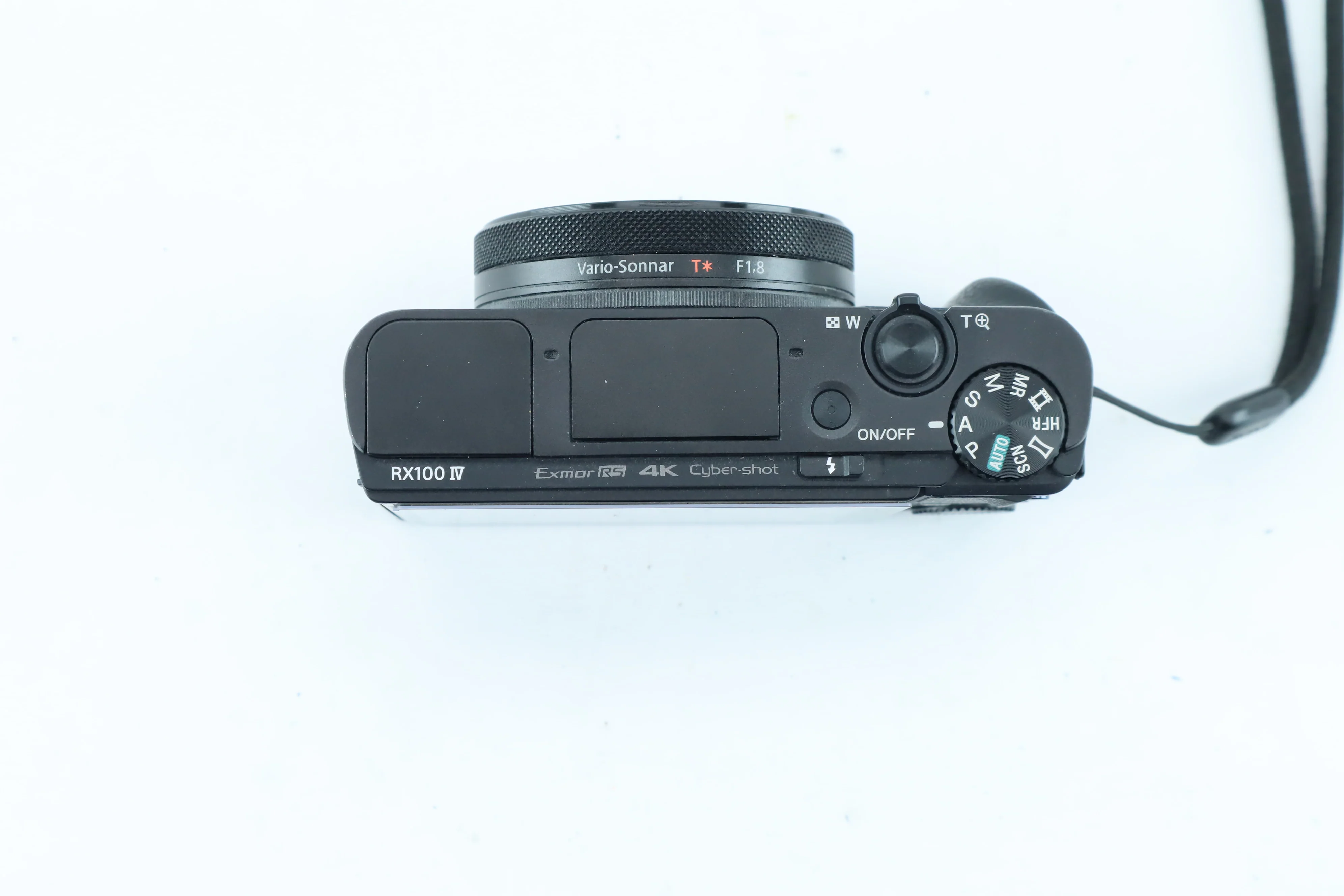 Sony Cyber-shot DSC-RX100 IV (24-70mm f/1.8-2.8) - Image 4