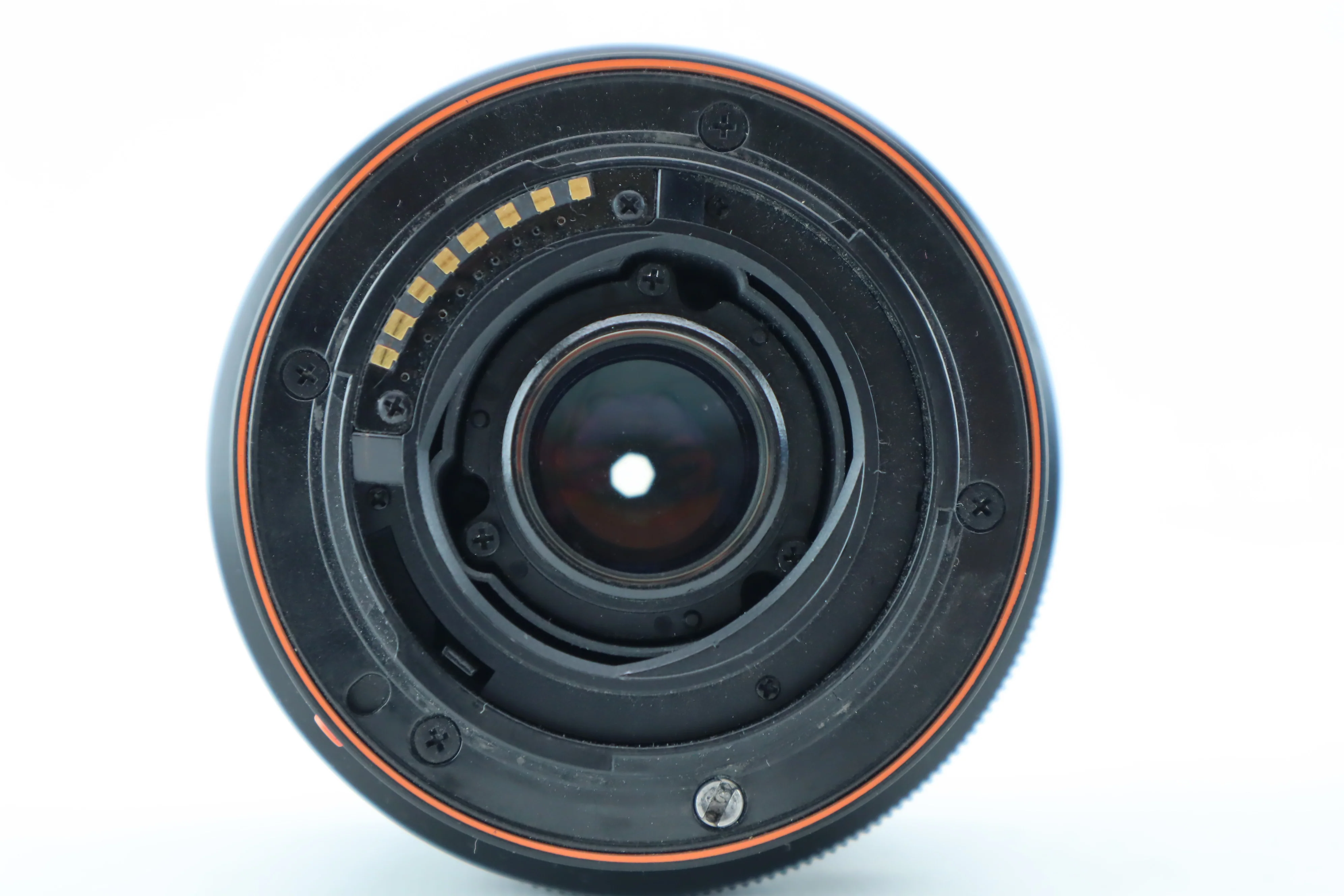Sony DT 3,5-6,3/18-200mm - Image 4