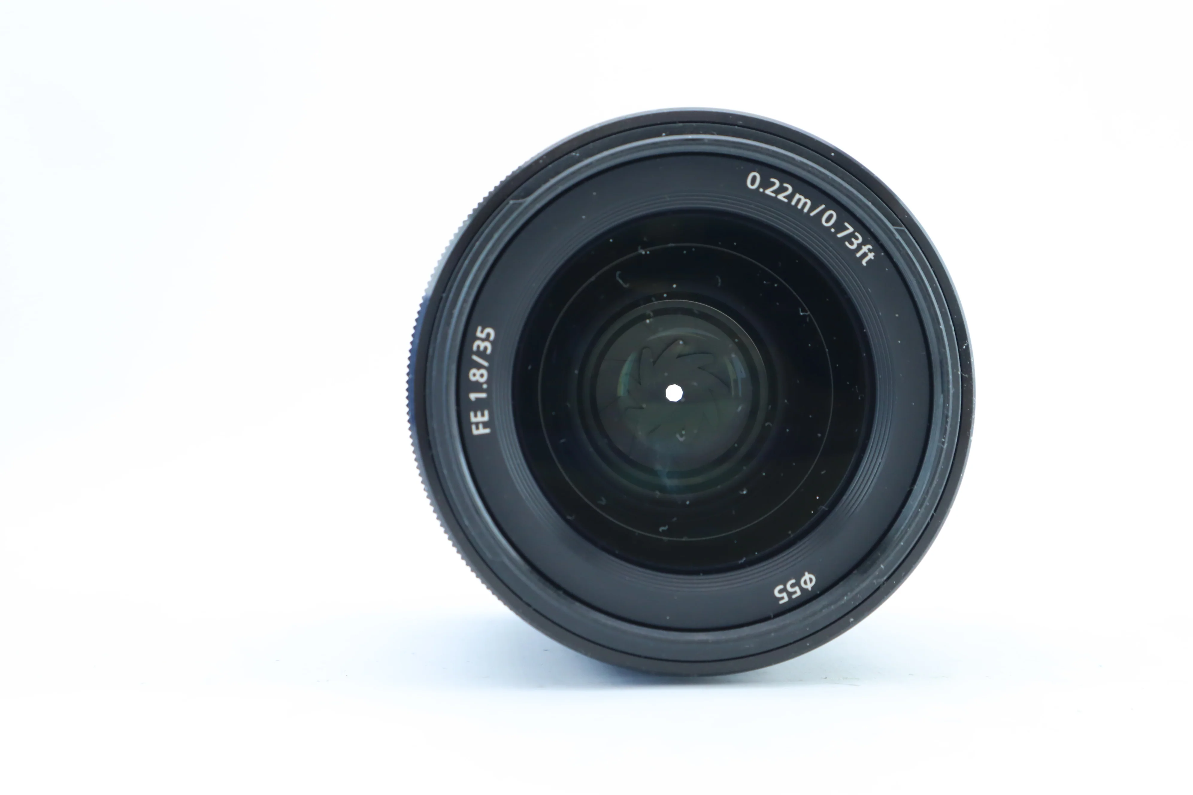 Sony FE 35mm f/1.8 – Compact Full-Frame Prime Lens for Sony E-Mount - Image 3