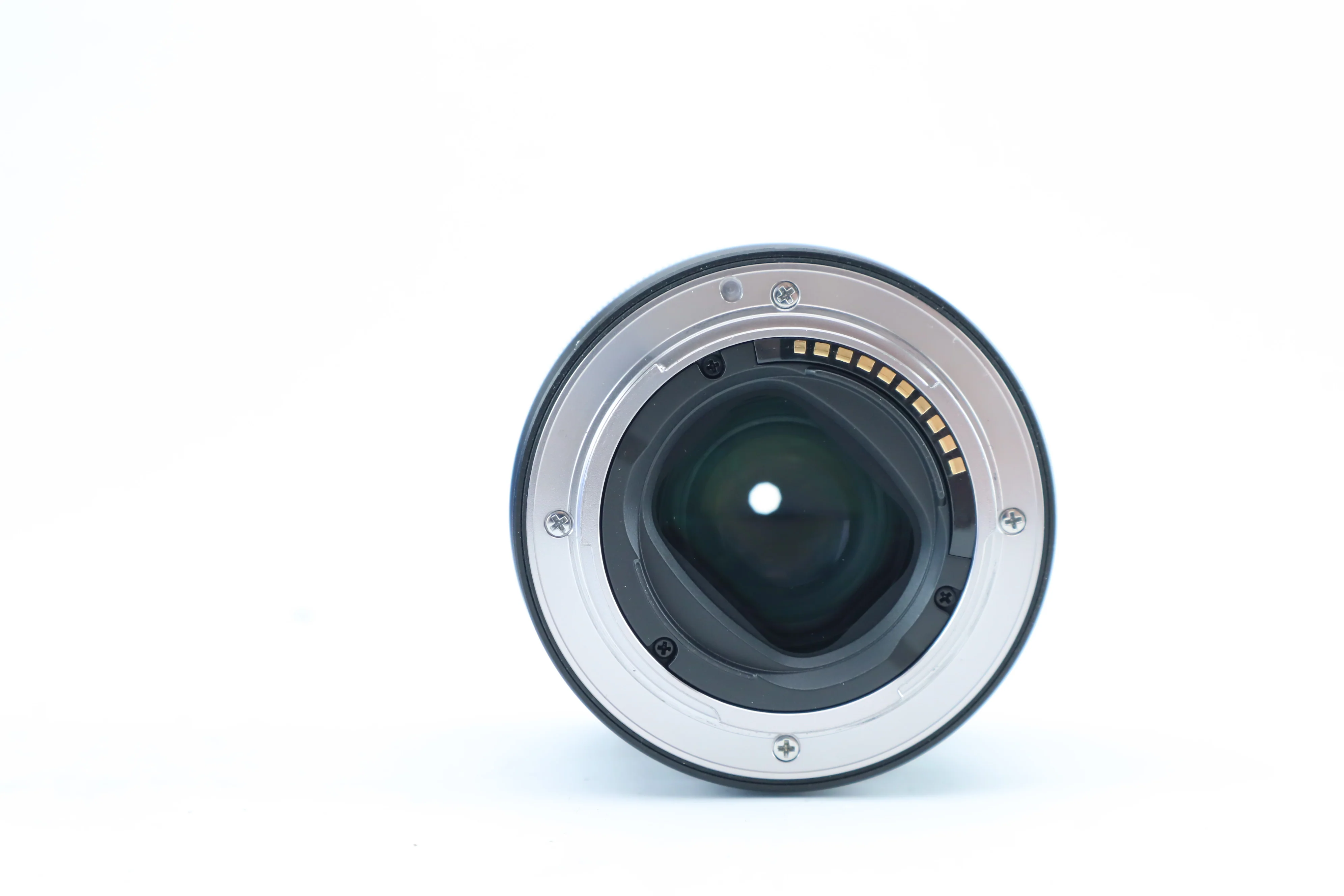 Sony FE 35mm f/1.8 – Compact Full-Frame Prime Lens for Sony E-Mount - Image 4