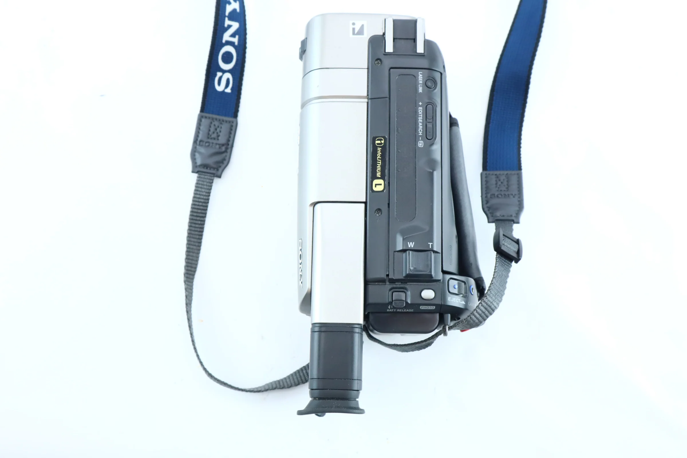 Sony Video Camera Recorder with 20× Optical Zoom 3.6–72mm f/1.4 - Image 4