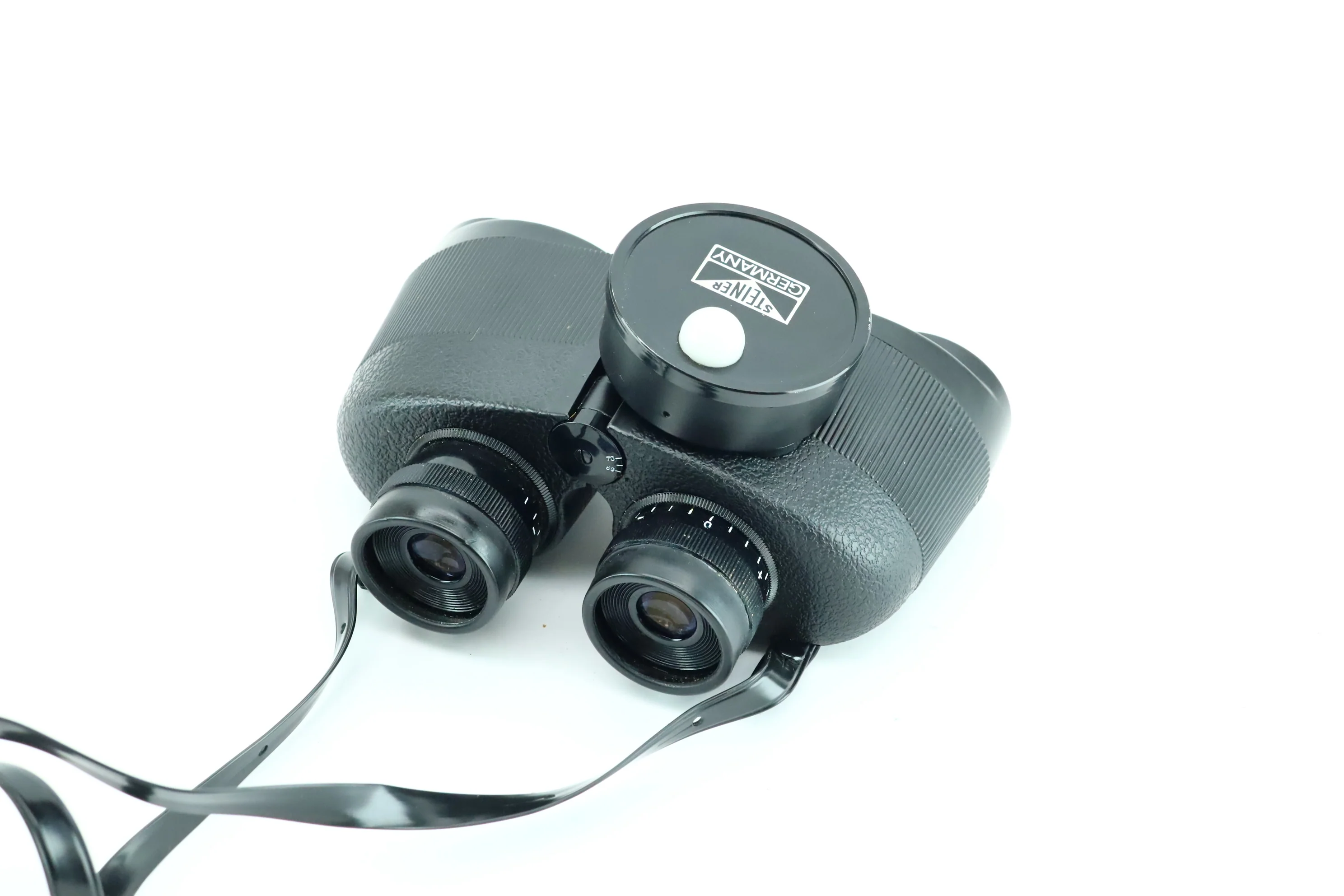 Steiner 7x35 Illuminated Compass &amp; Rangefinder - Image 2
