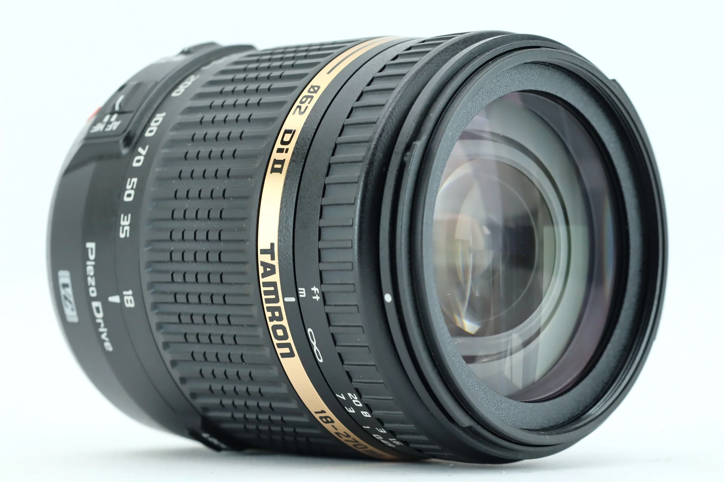 Tamron 18-270mm f/3.5-6.3 - Image 2